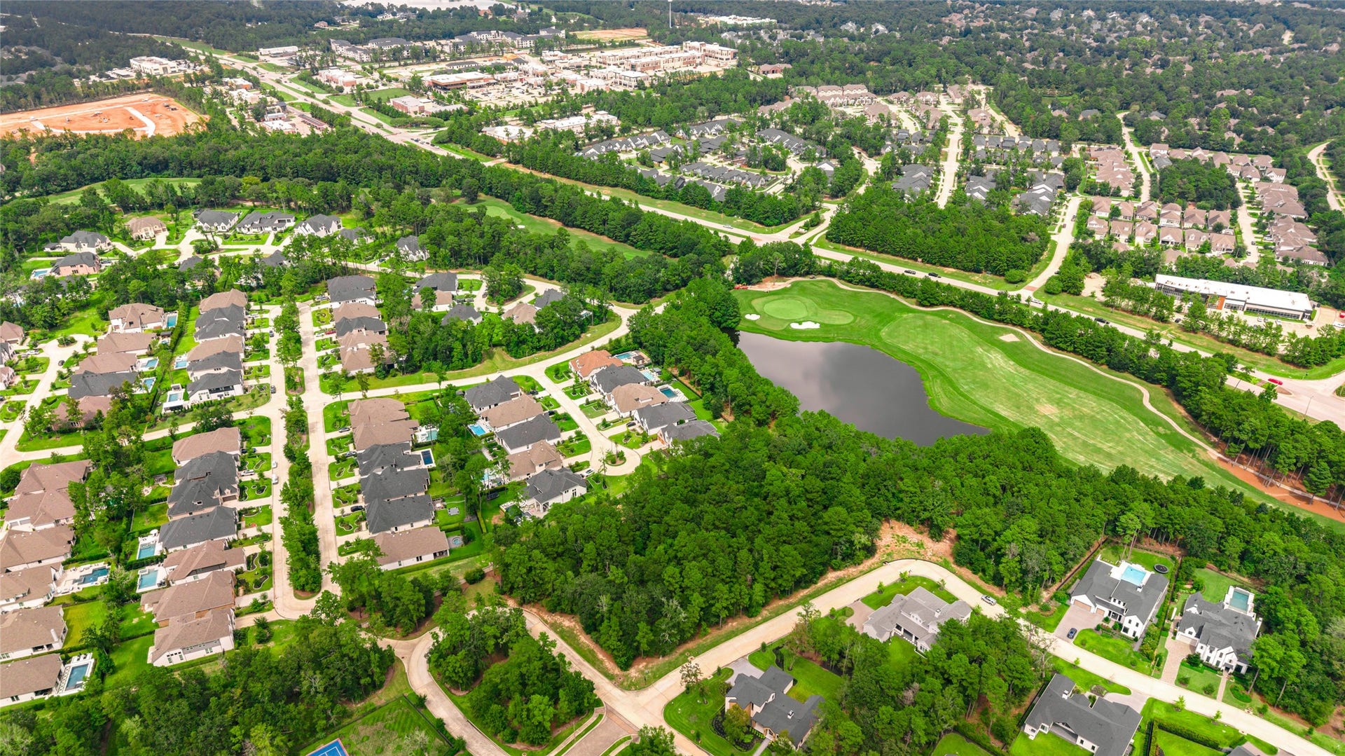 108 Castle Pines Drive, Montgomery, TX 77316 All 3 lots are available to build own with Jeff Paul Custom Homes. All are close proximity to Pine Market and Woodforest Golf Club.