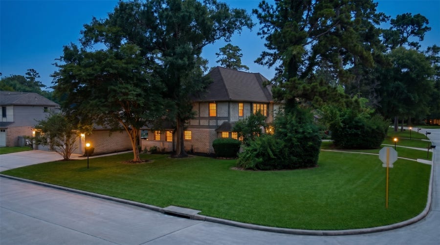 Property photo for 16214 Sir William Drive, Spring, TX