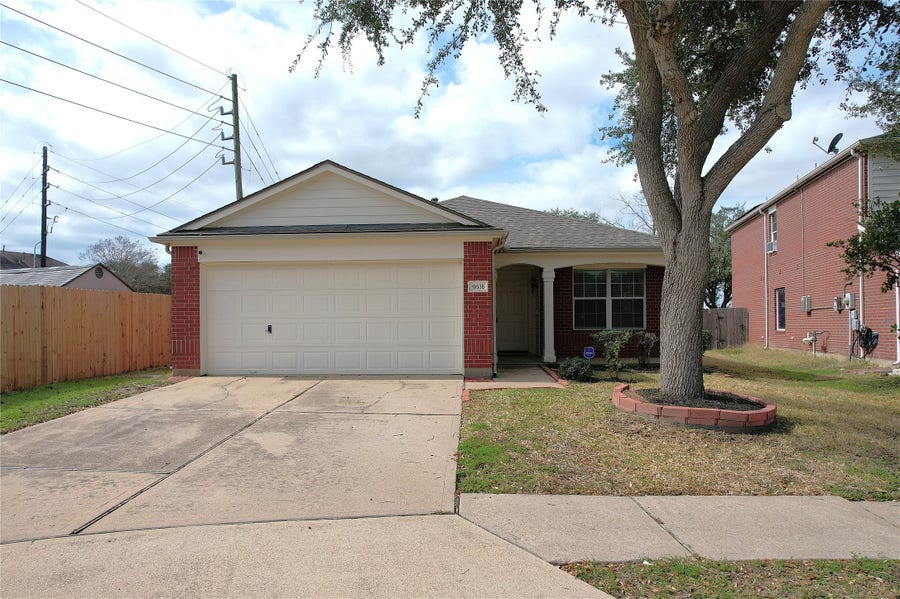 Property photo for 19538 S Stone Lane, Katy, TX