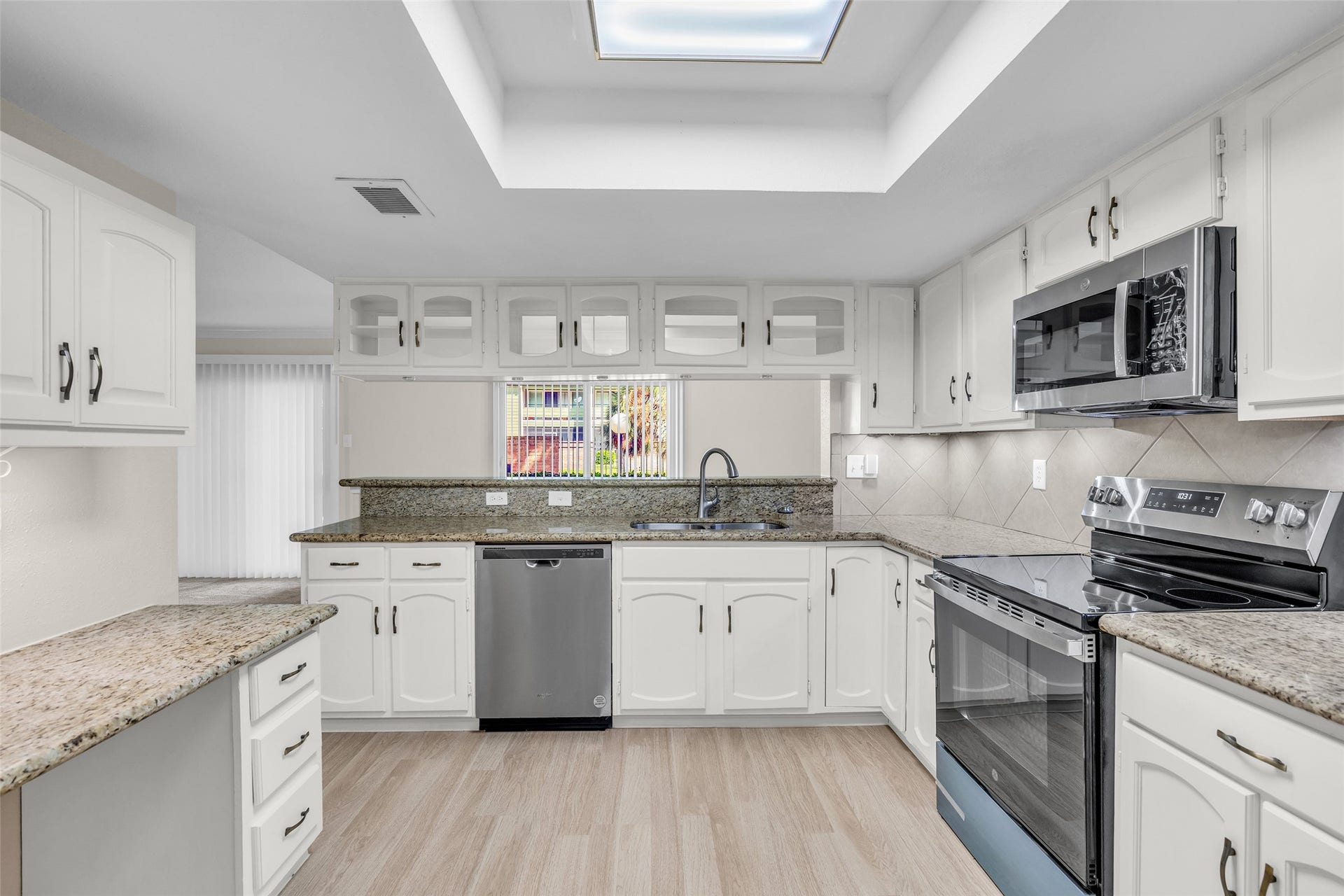 14555 Wunderlich Drive, #2901, Houston, TX 77069 Don't miss this extensively updated, elegant condominium, perfectly located in the Champions area.