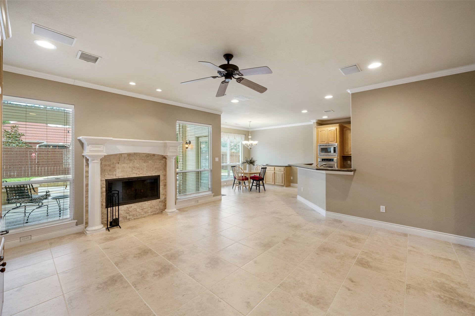 17412 Waterview Drive, Montgomery, TX 77356 17412 Waterview Drive, Montgomery, TX 77356