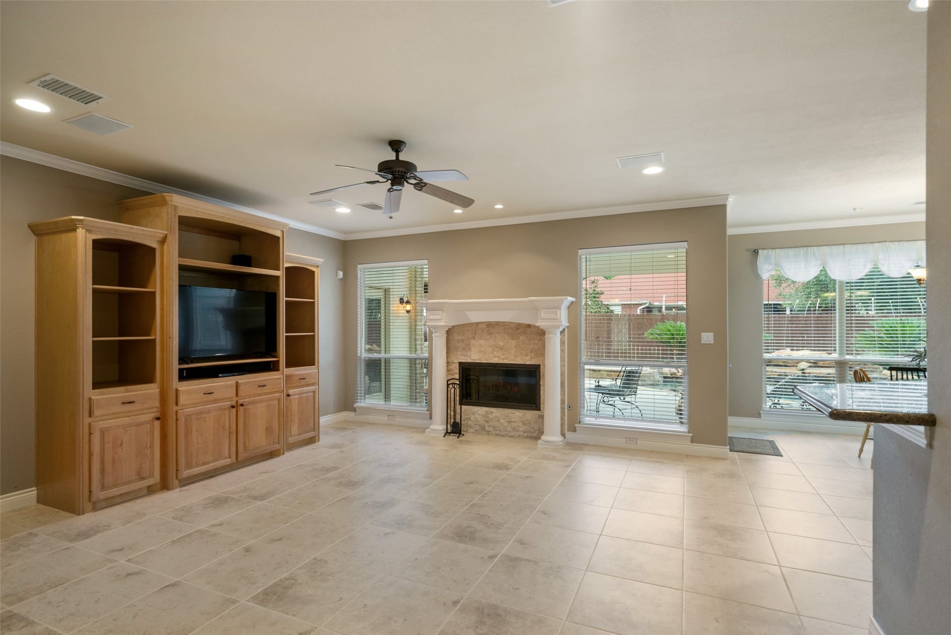 17412 Waterview Drive, Montgomery, TX 77356 17412 Waterview Drive, Montgomery, TX 77356
