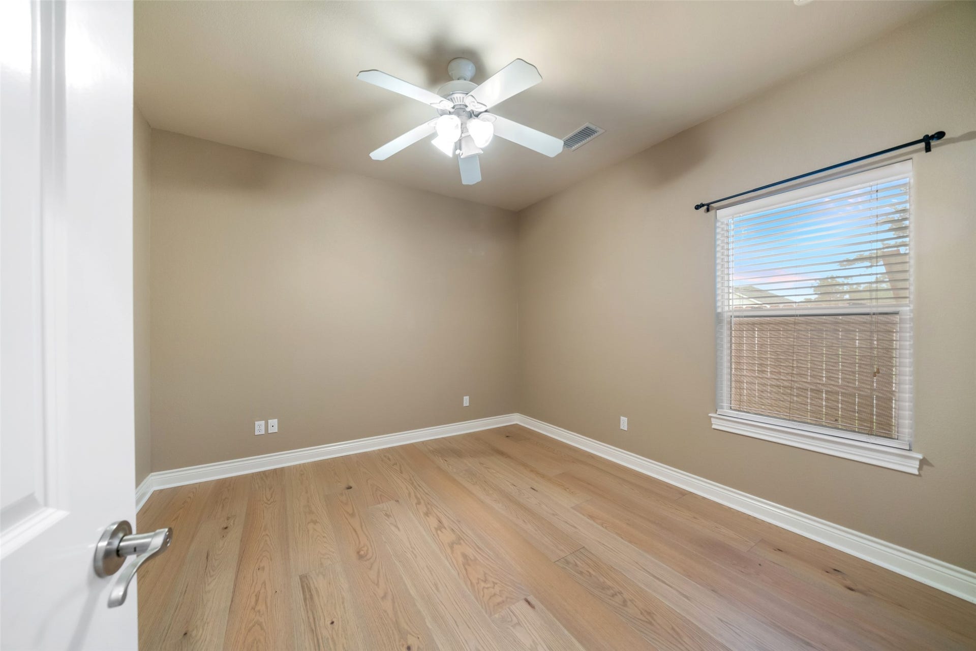 17412 Waterview Drive, Montgomery, TX 77356 17412 Waterview Drive, Montgomery, TX 77356