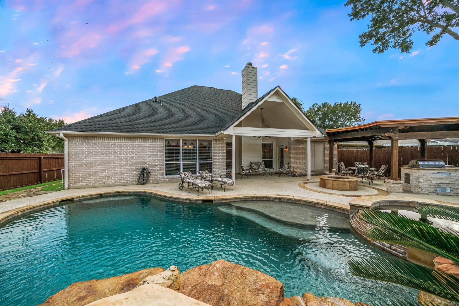 17412 Waterview Drive, Montgomery, TX 77356 17412 Waterview Drive, Montgomery, TX 77356