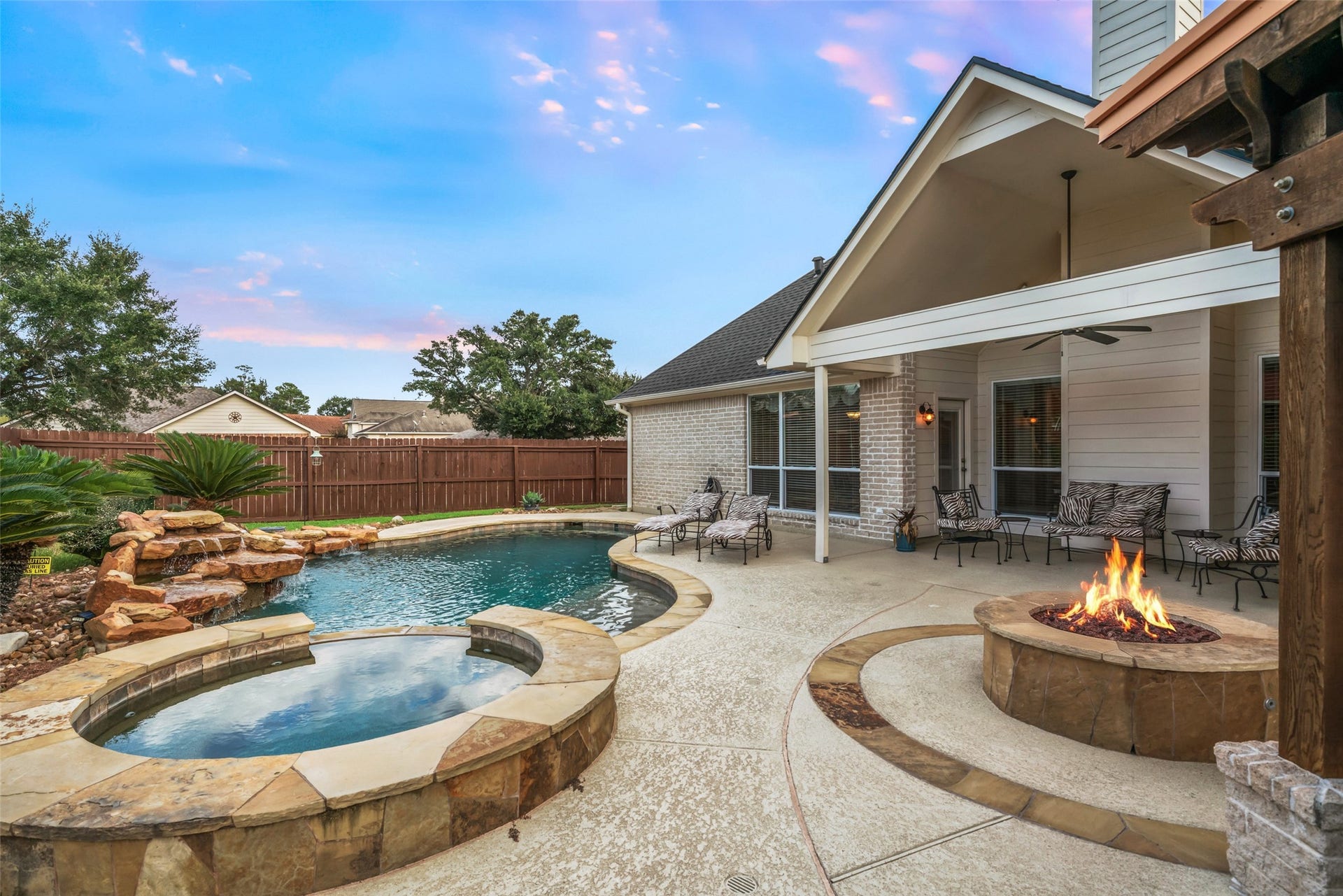 17412 Waterview Drive, Montgomery, TX 77356 17412 Waterview Drive, Montgomery, TX 77356
