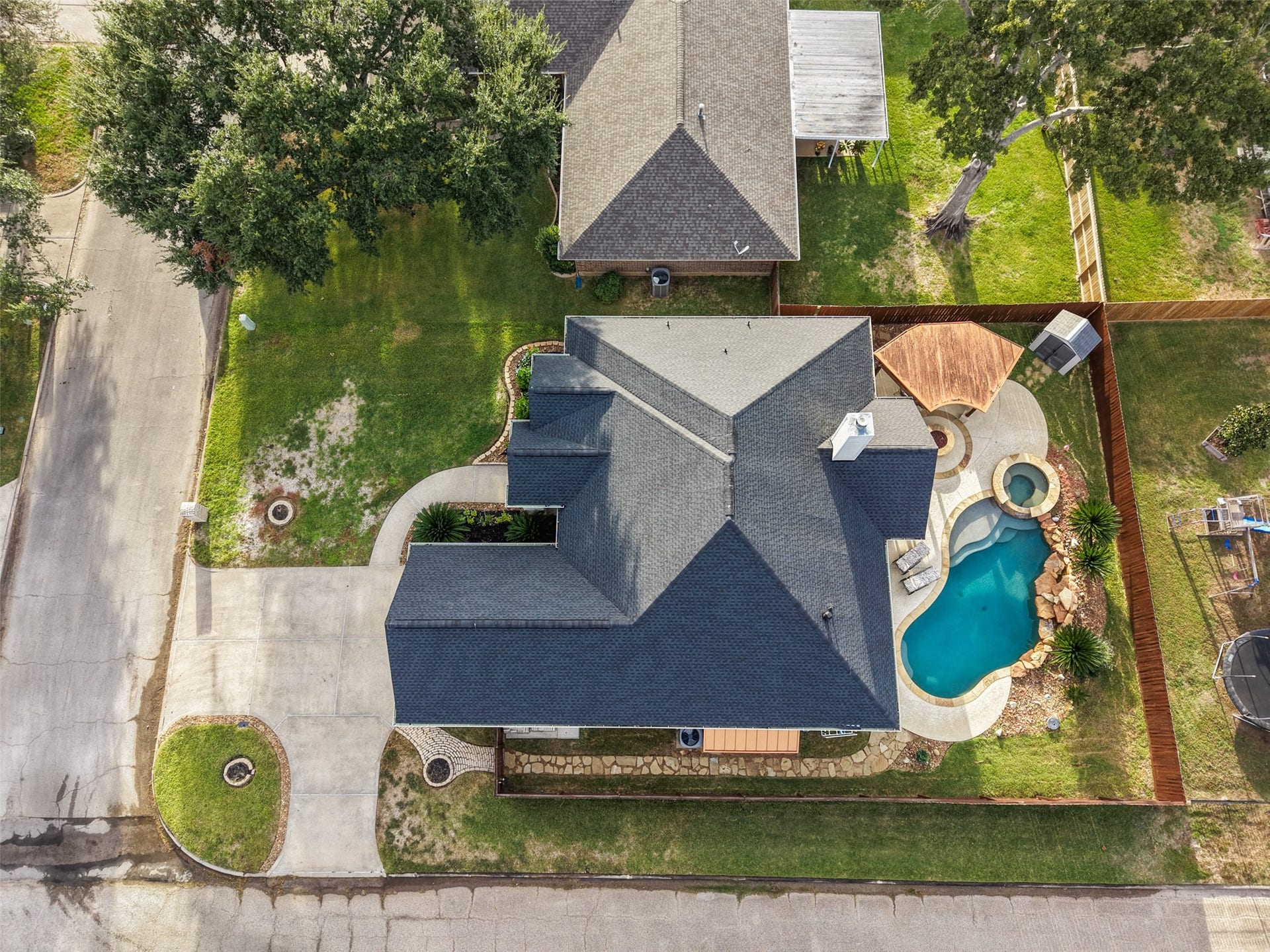17412 Waterview Drive, Montgomery, TX 77356 17412 Waterview Drive, Montgomery, TX 77356