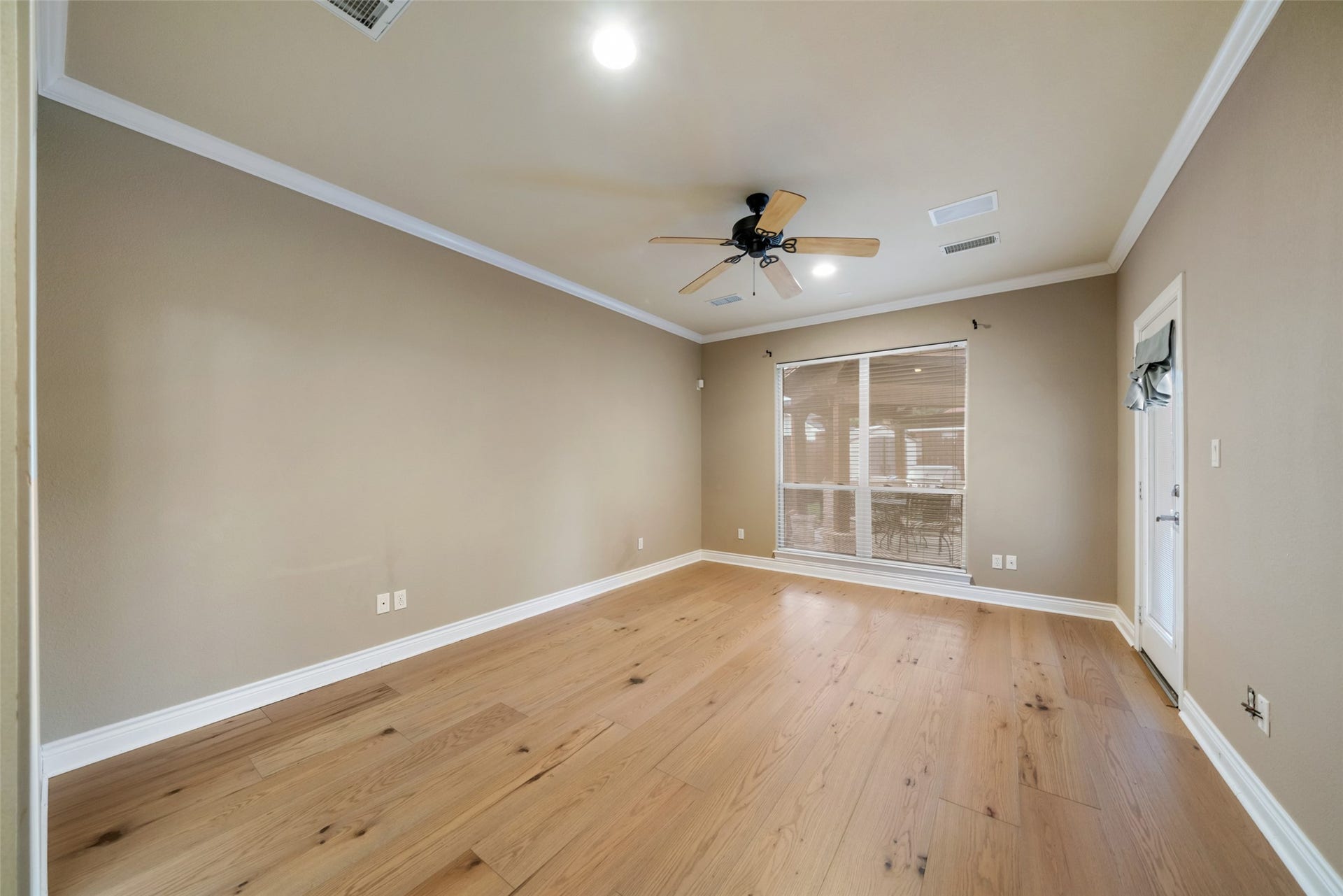 17412 Waterview Drive, Montgomery, TX 77356 17412 Waterview Drive, Montgomery, TX 77356