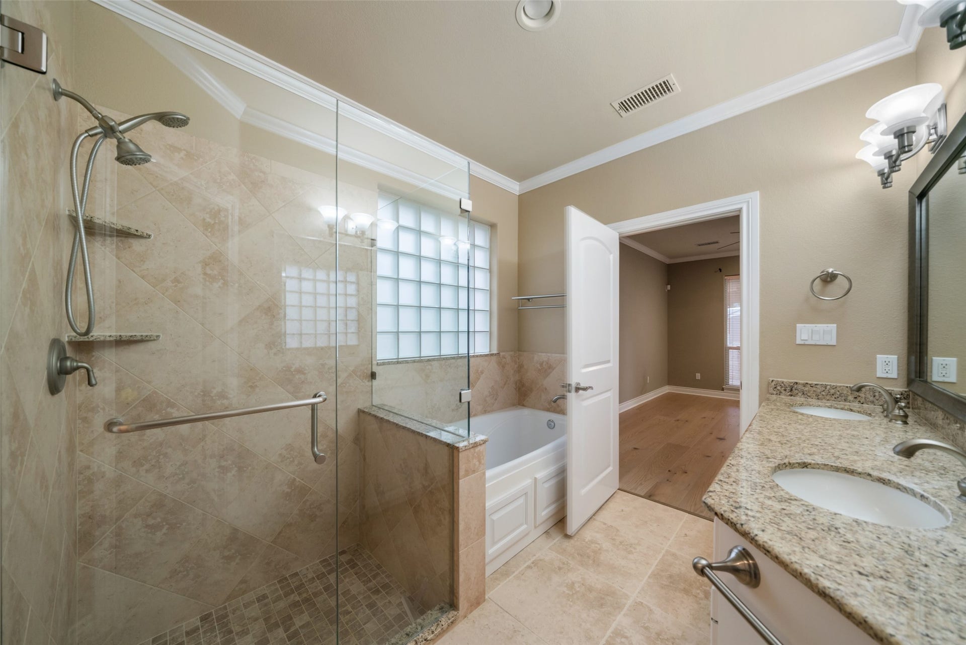 17412 Waterview Drive, Montgomery, TX 77356 17412 Waterview Drive, Montgomery, TX 77356