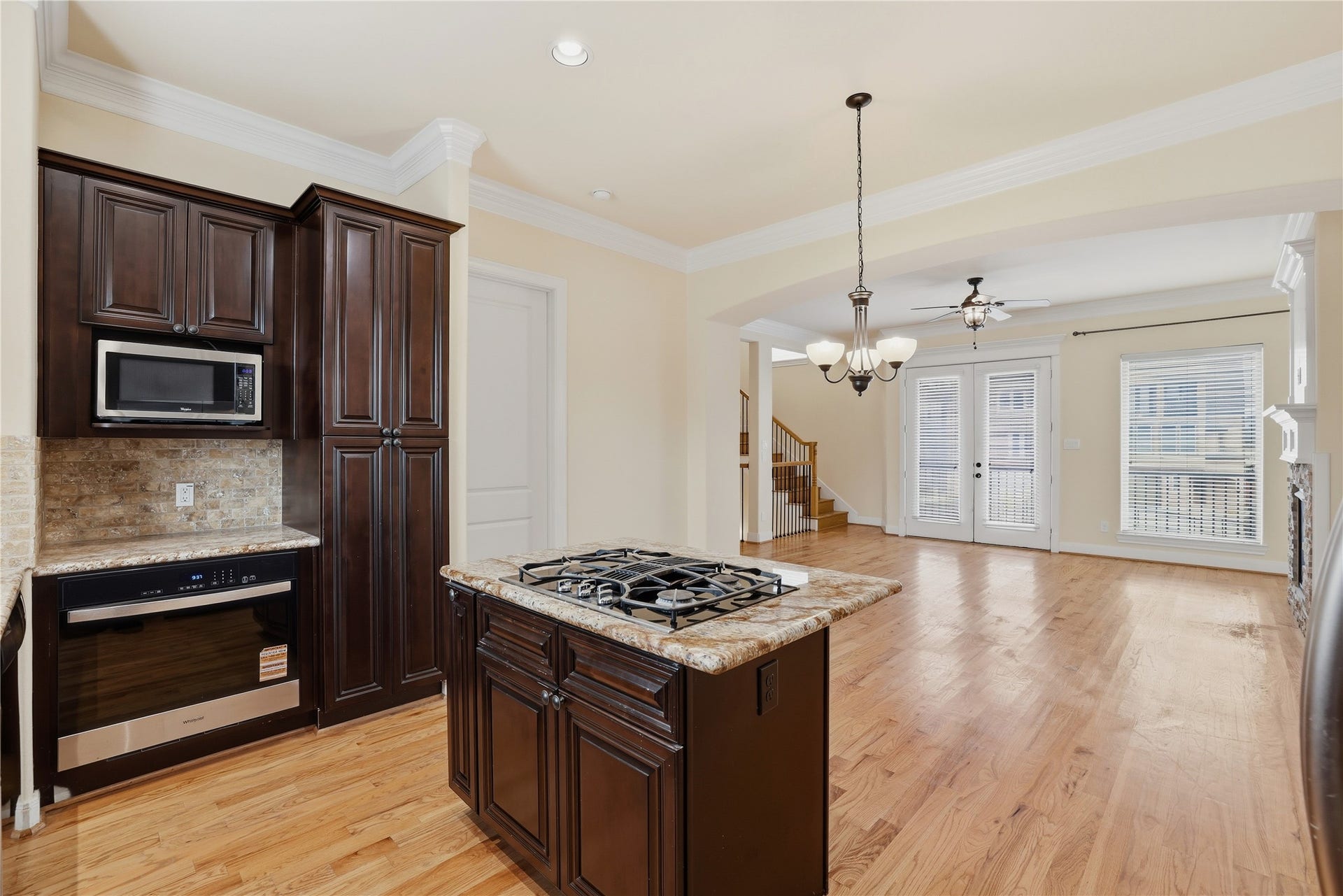 11017 Upland Forest Drive, Houston, TX 77043 Open Living Floor Plan