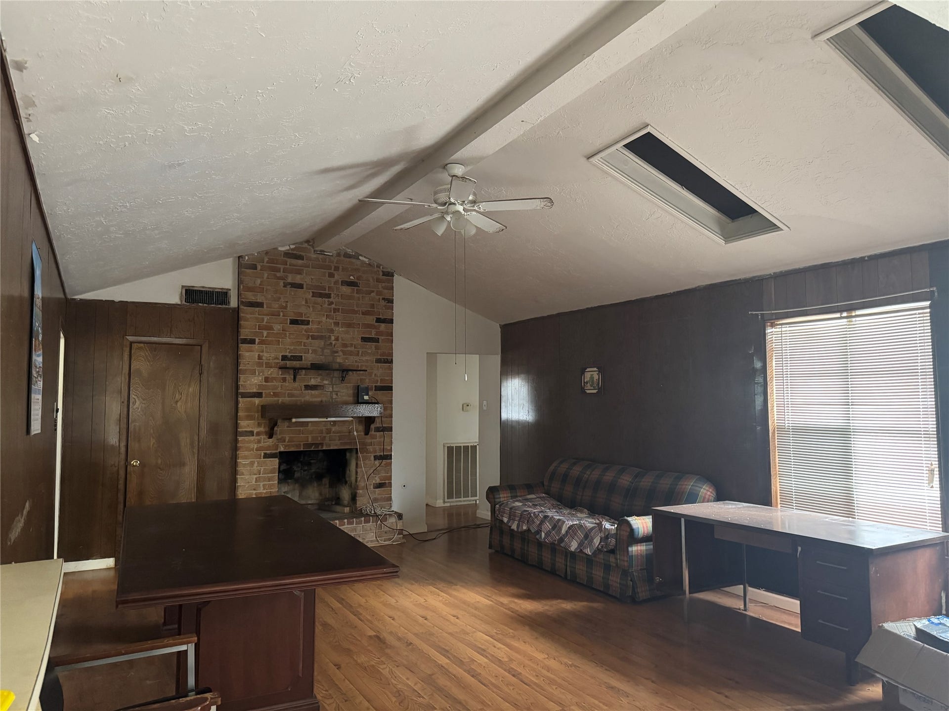 11403 Sharpview Drive, Houston, TX 77072