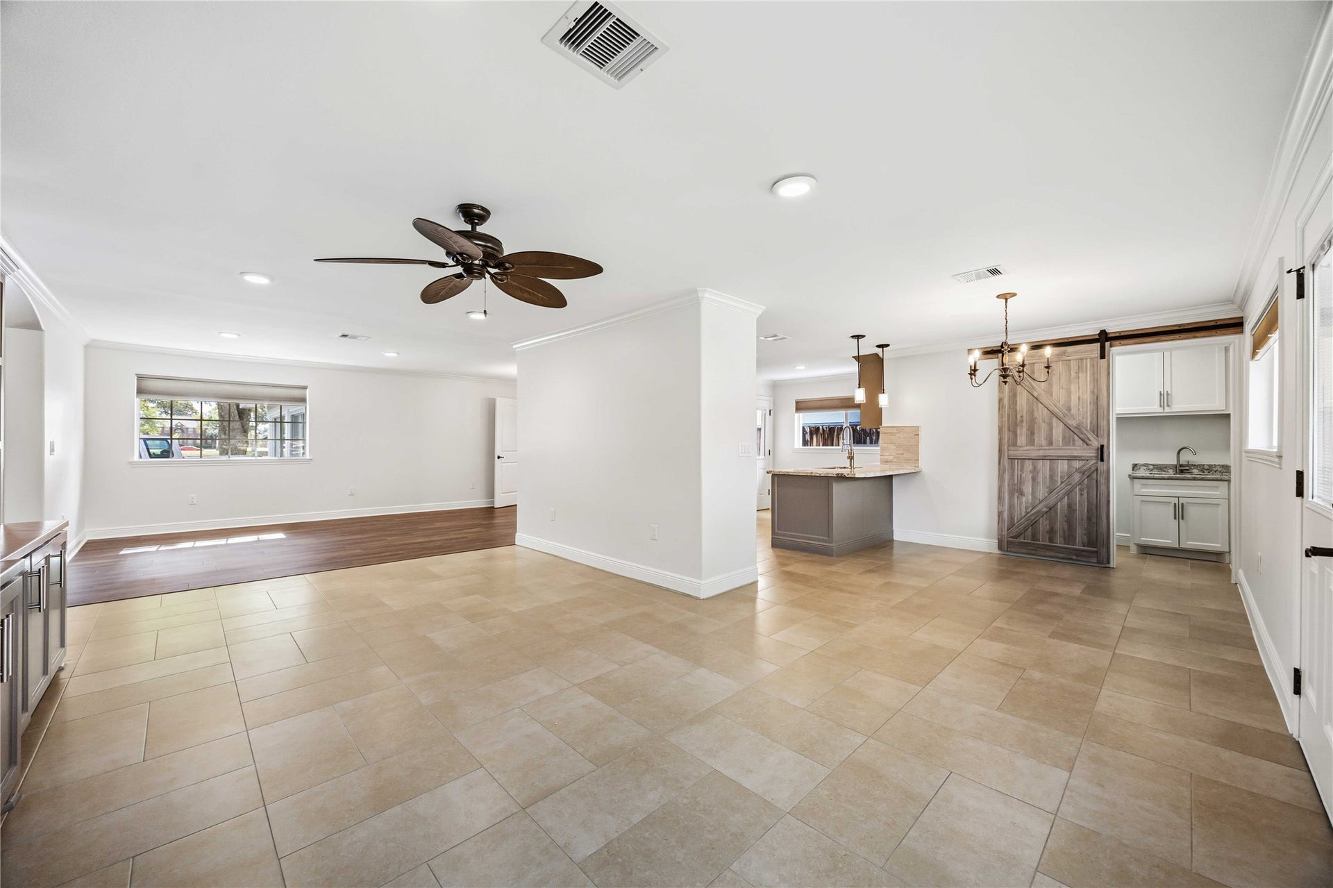 5722 N Braeswood Boulevard, Houston, TX 77096 5722 N Braeswood Boulevard, Houston, TX 77096