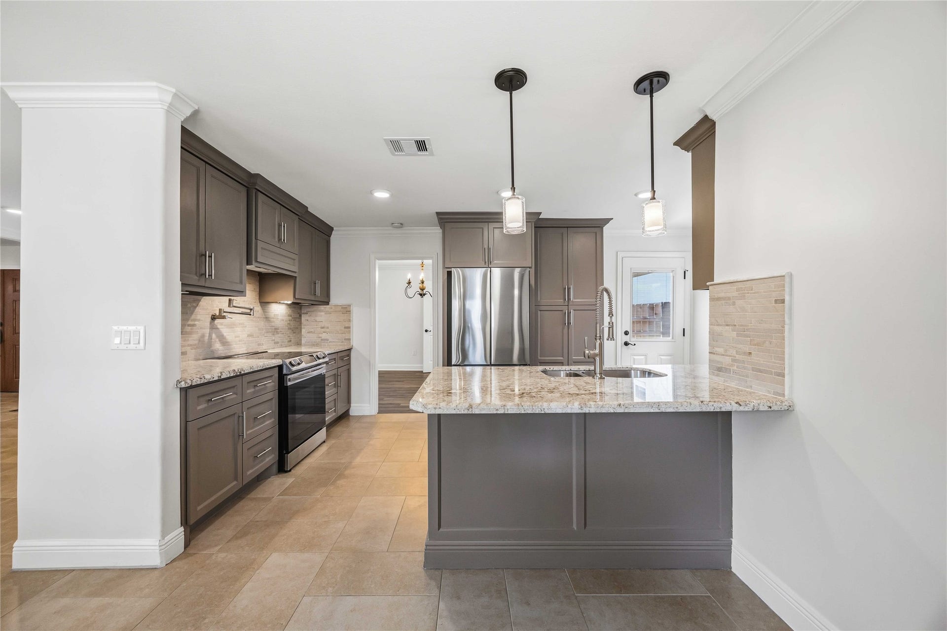 5722 N Braeswood Boulevard, Houston, TX 77096 5722 N Braeswood Boulevard, Houston, TX 77096