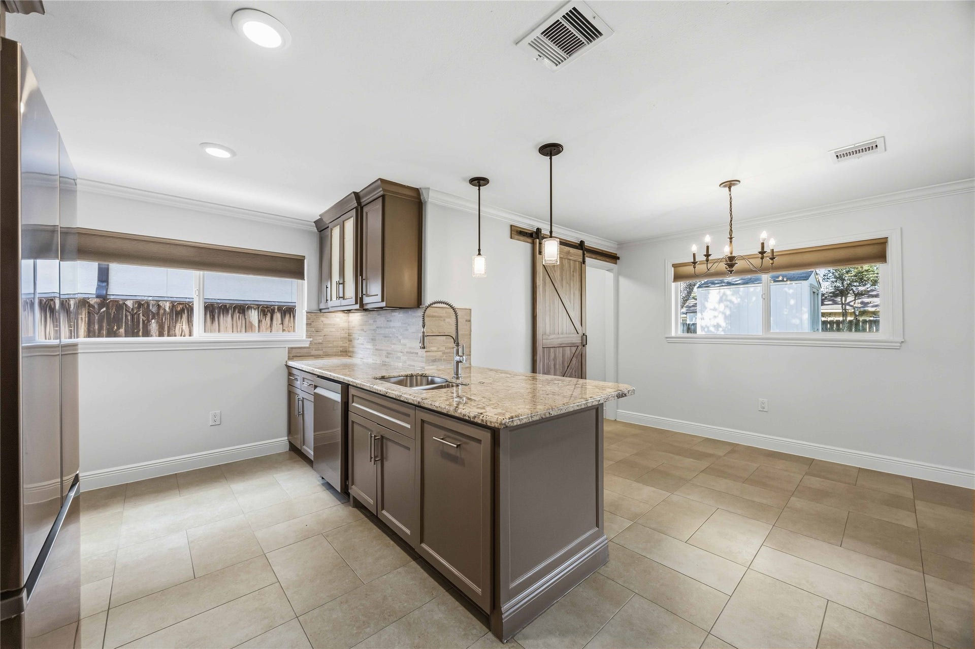 5722 N Braeswood Boulevard, Houston, TX 77096 5722 N Braeswood Boulevard, Houston, TX 77096