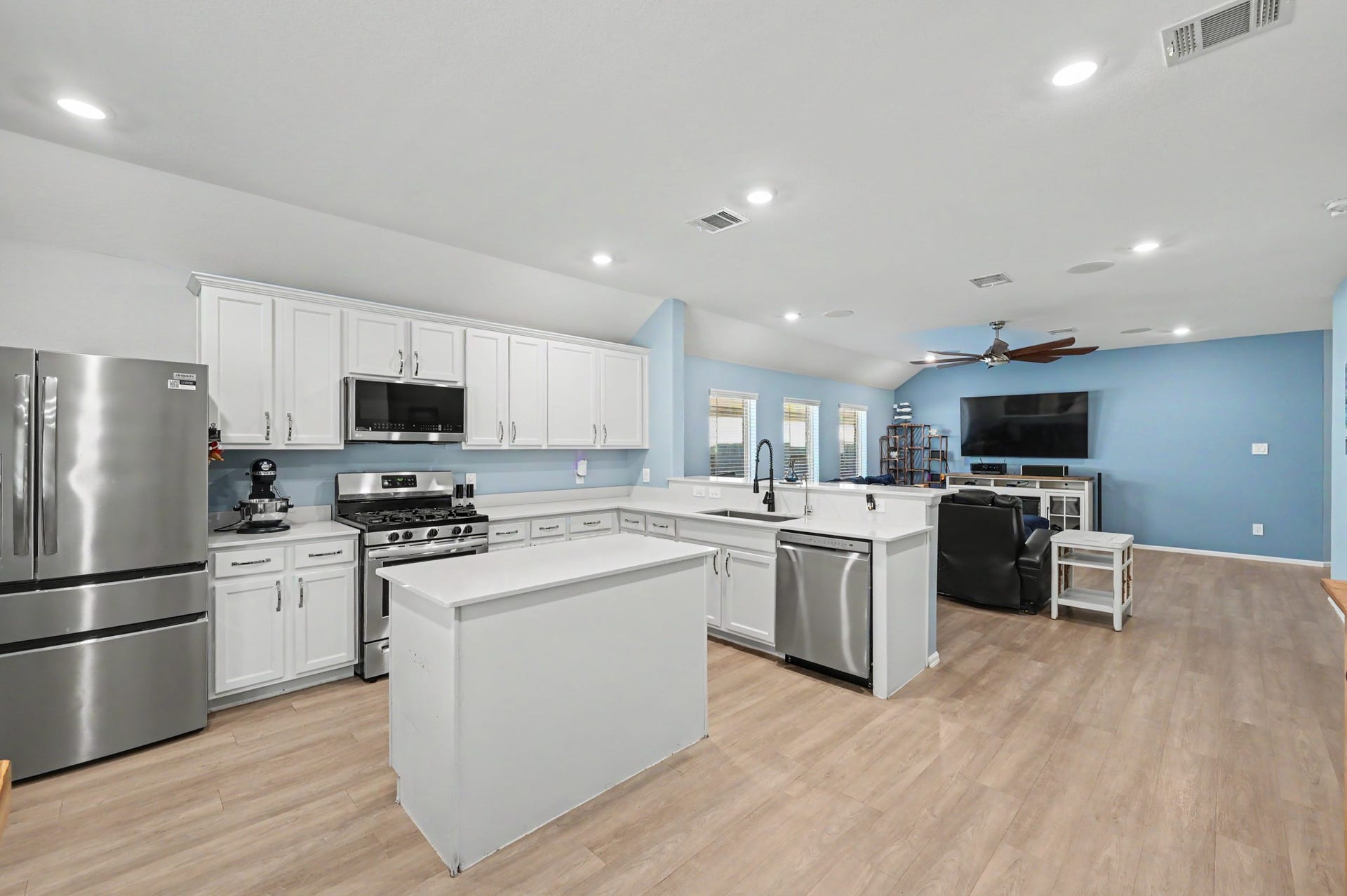 21779 Thicket Point Lane, New Caney, TX 77357