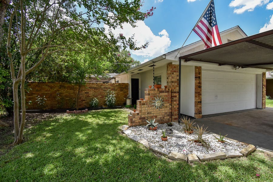 Property photo for 1915 Avenue B, Katy, TX