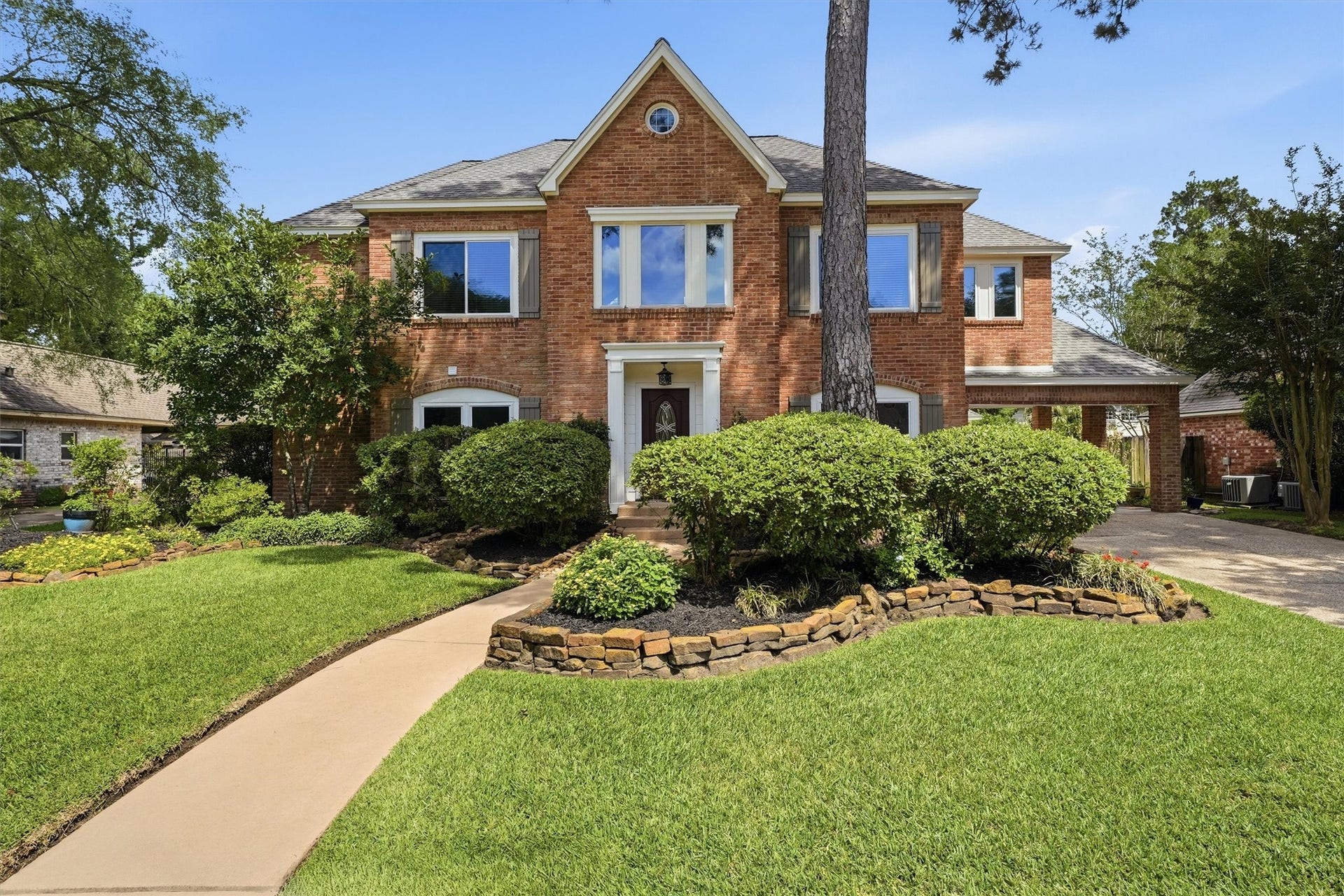 2814 Crystal Falls Drive, Kingwood, TX 77345 2814 Crystal Falls Drive, Kingwood, TX 77345