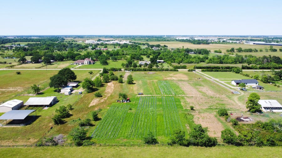 Property photo for 34235 Brumlow Road, Waller, TX