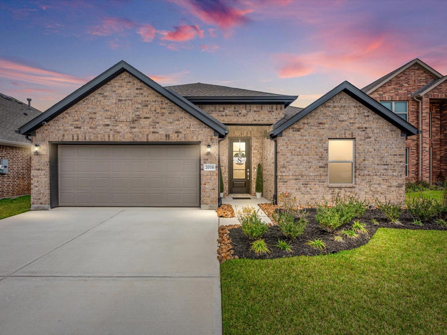 Property photo for 2016 Cottage Bridge Road, League City, TX
