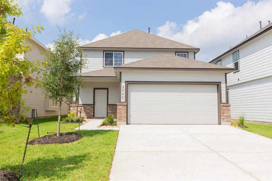 Property photo for 2906 Briggs Drive, Conroe, TX