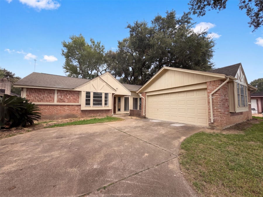 Property photo for 1411 Cherry Springs Court, Missouri City, TX