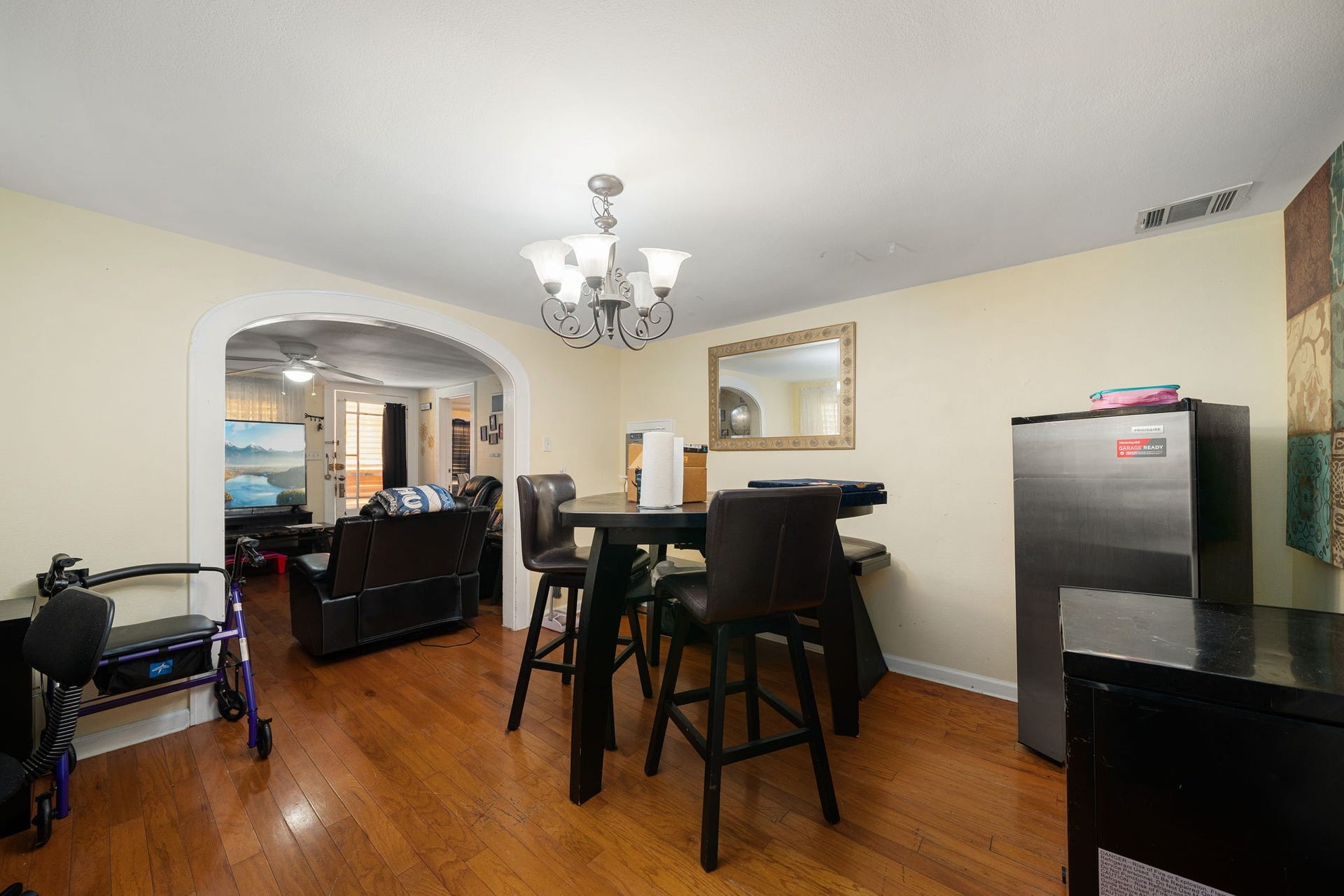 1408 Mechanic Street, Galveston, TX 77550 1408 Mechanic Street, Galveston, TX 77550