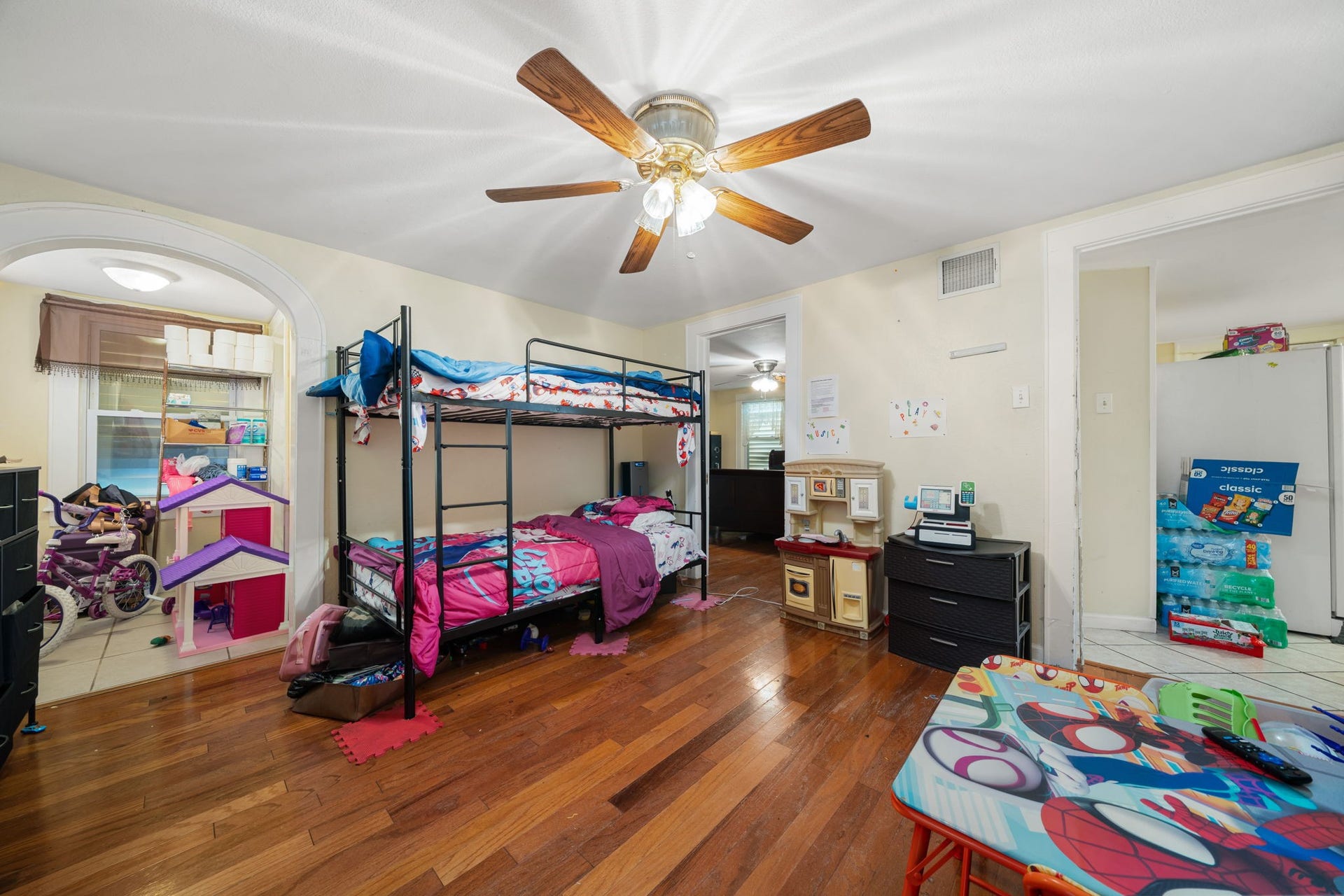 1408 Mechanic Street, Galveston, TX 77550 1408 Mechanic Street, Galveston, TX 77550