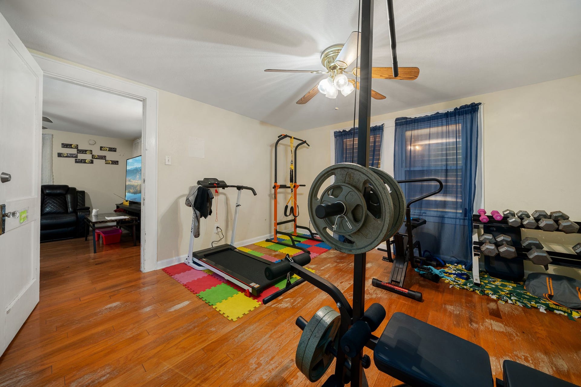 1408 Mechanic Street, Galveston, TX 77550 1408 Mechanic Street, Galveston, TX 77550