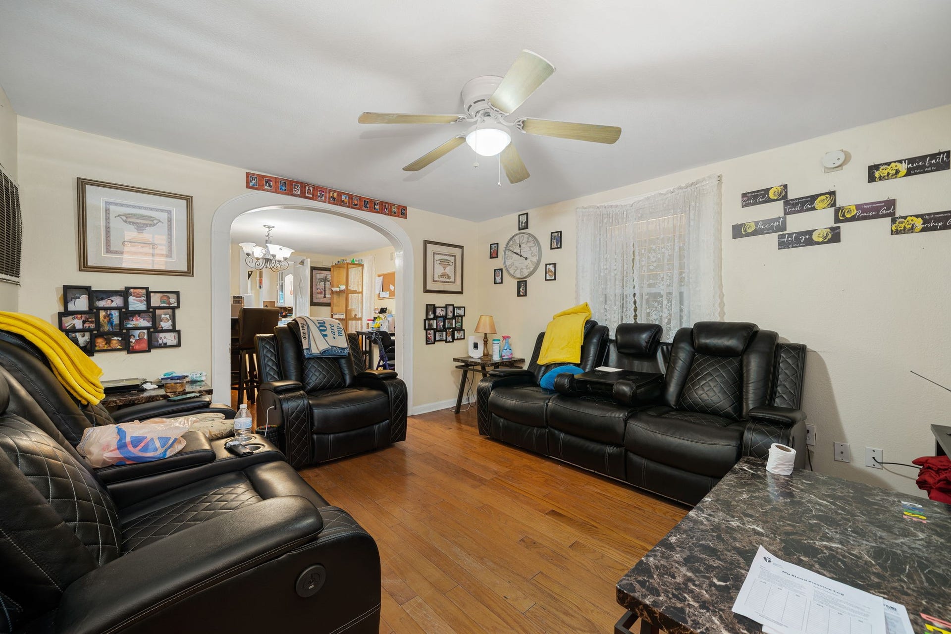 1408 Mechanic Street, Galveston, TX 77550 1408 Mechanic Street, Galveston, TX 77550