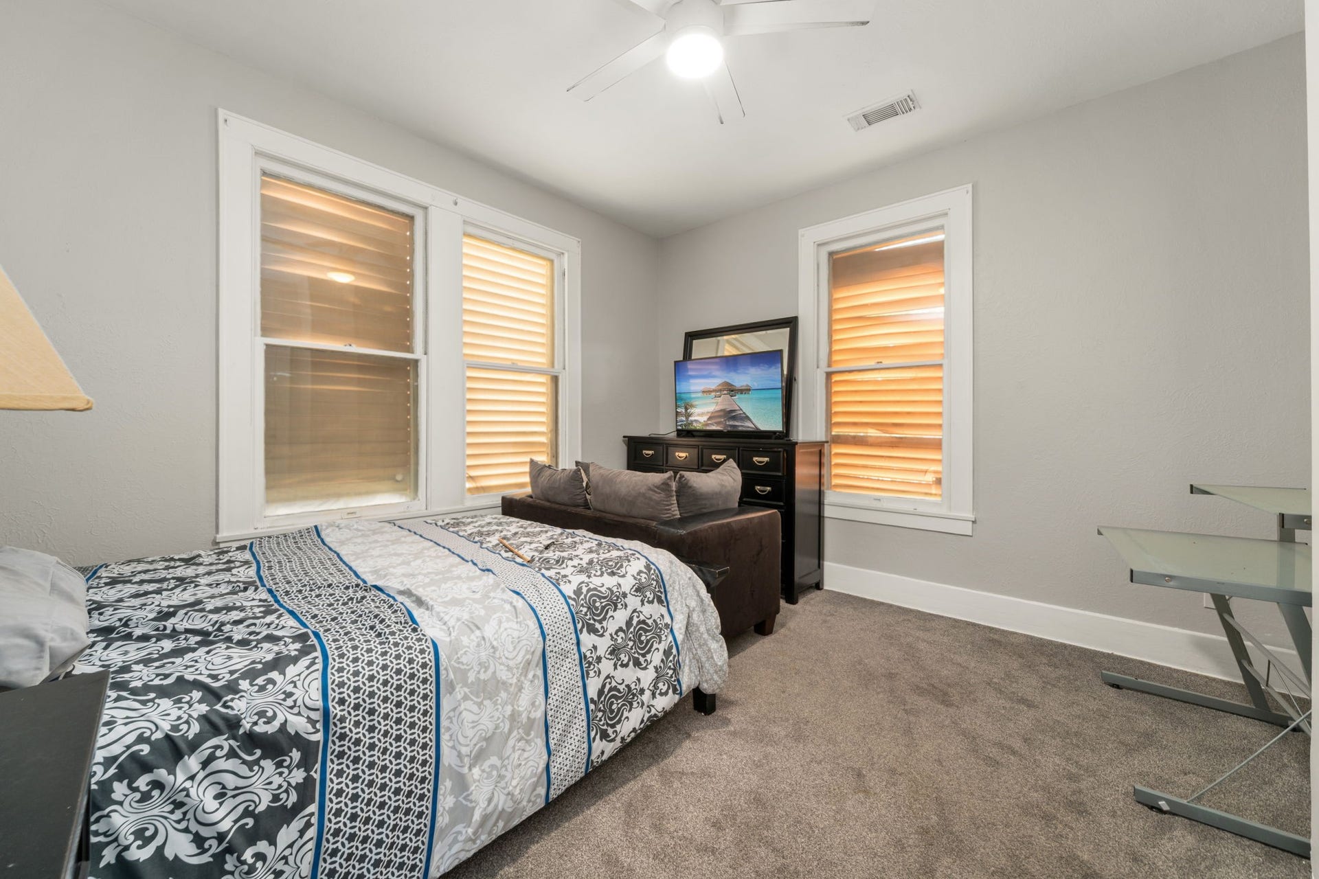 1408 Mechanic Street, Galveston, TX 77550 1408 Mechanic Street, Galveston, TX 77550