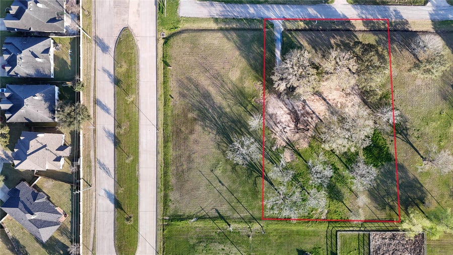 Property photo for 606 Sycamore Road, Richmond, TX