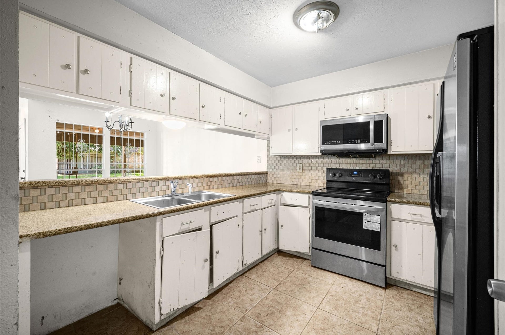 5618 Easthampton Drive, #C, Houston, TX 77039 5618 Easthampton Drive, #C, Houston, TX 77039