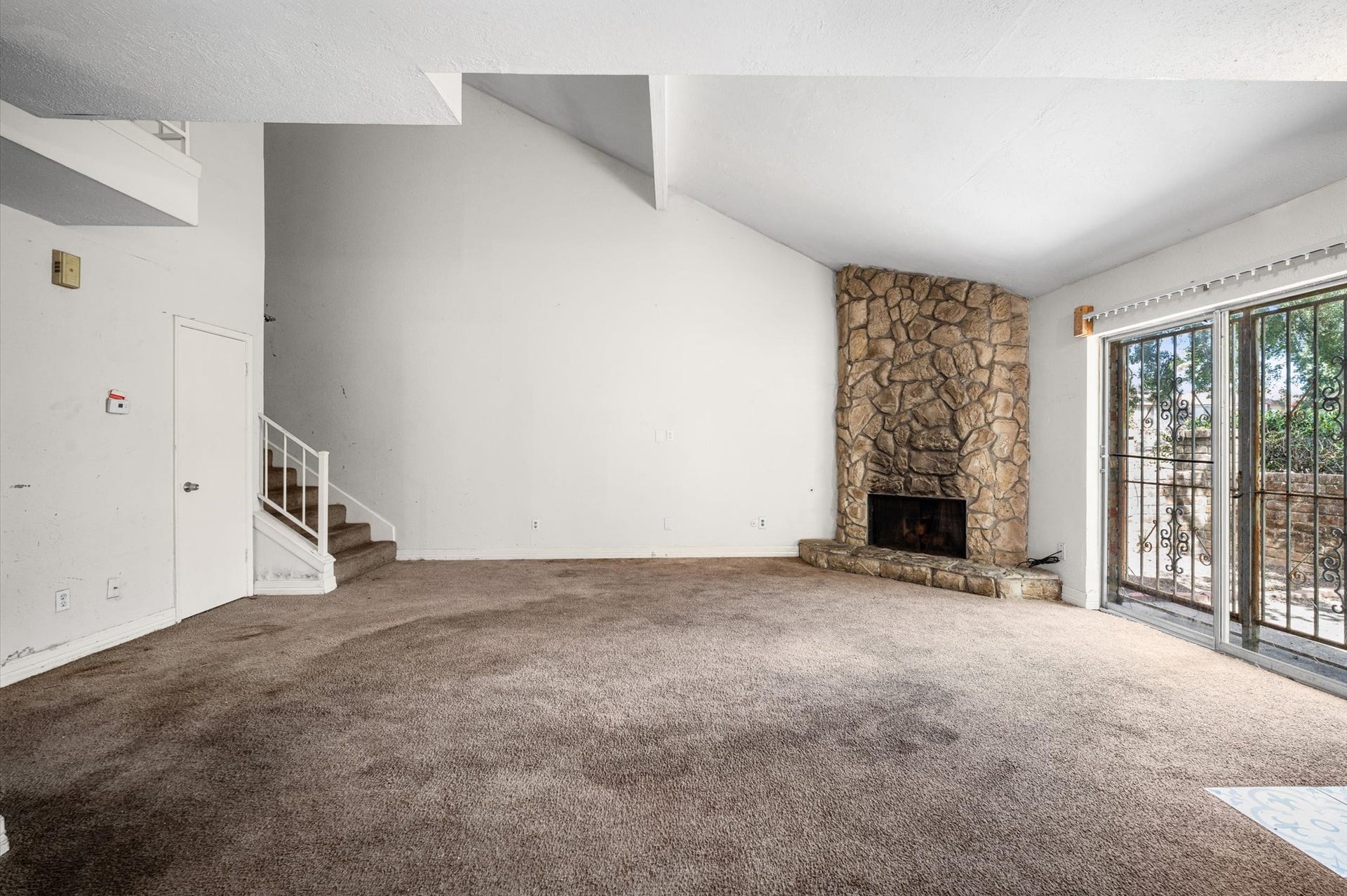 5618 Easthampton Drive, #C, Houston, TX 77039 5618 Easthampton Drive, #C, Houston, TX 77039