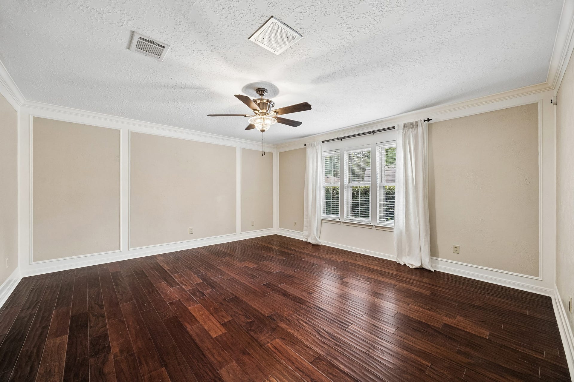 2703 Oak Glade Drive, Kingwood, TX 77339 2703 Oak Glade Drive, Kingwood, TX 77339