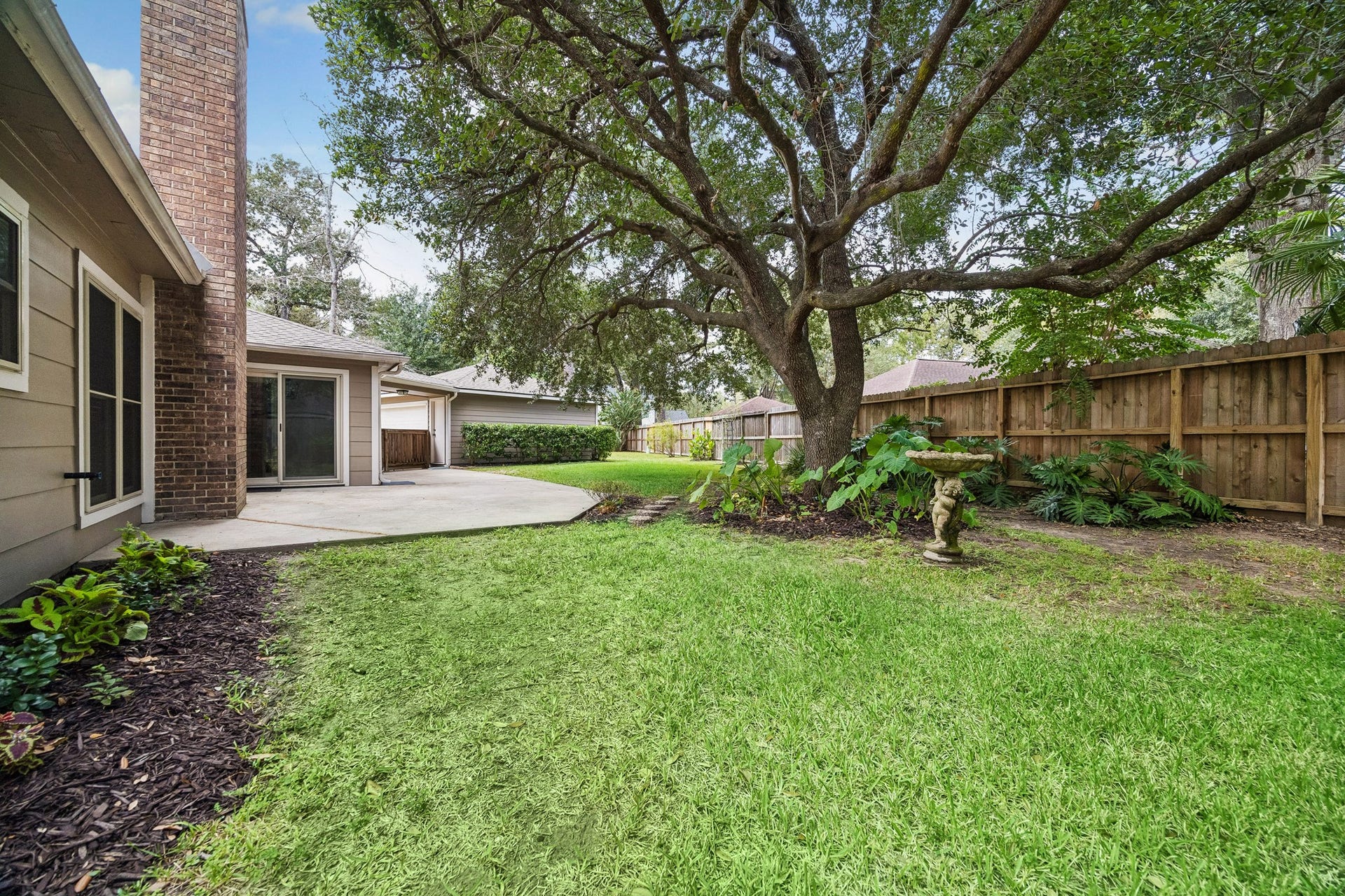 2703 Oak Glade Drive, Kingwood, TX 77339 2703 Oak Glade Drive, Kingwood, TX 77339