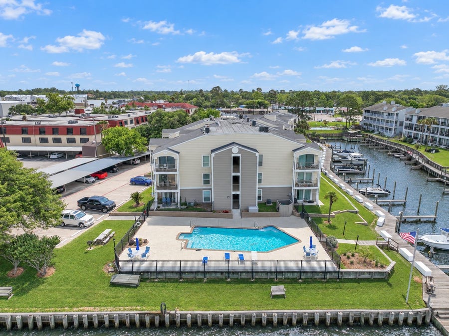 Property photo for 114 Yacht Club Lane, #114, El Lago, TX