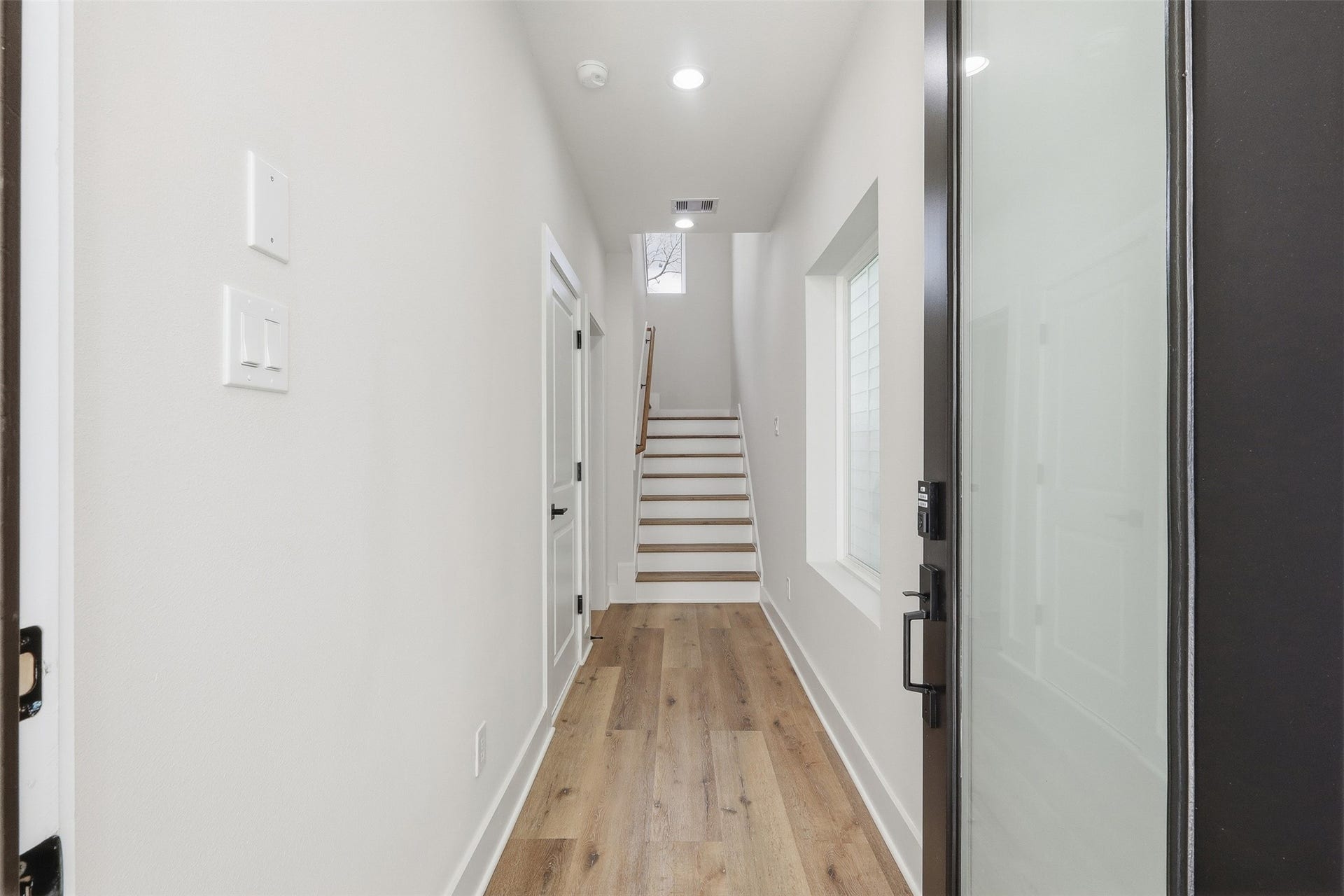 9405 Hammerly Boulevard, #E, Houston, TX 77080
