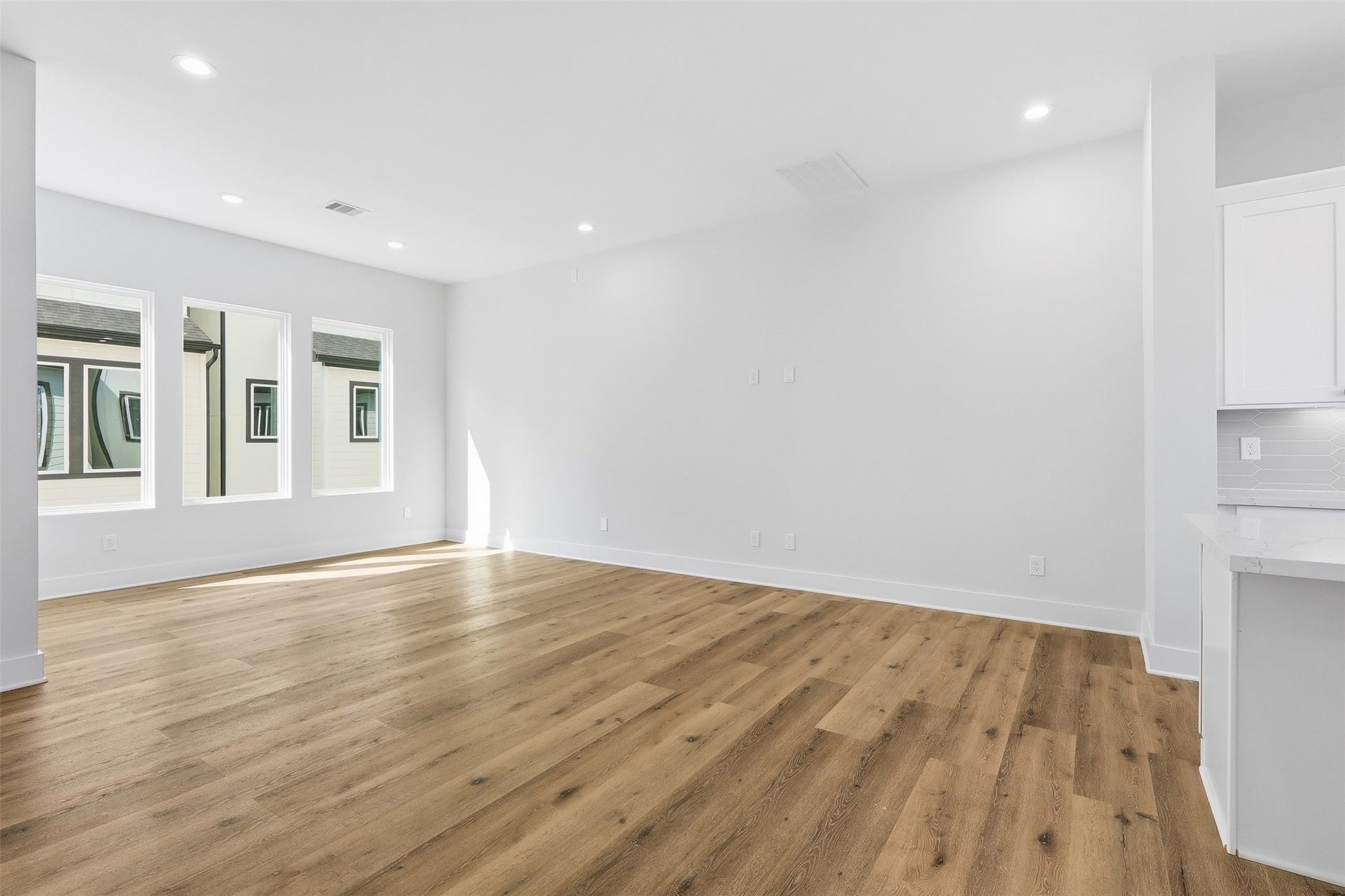 9405 Hammerly Boulevard, #E, Houston, TX 77080