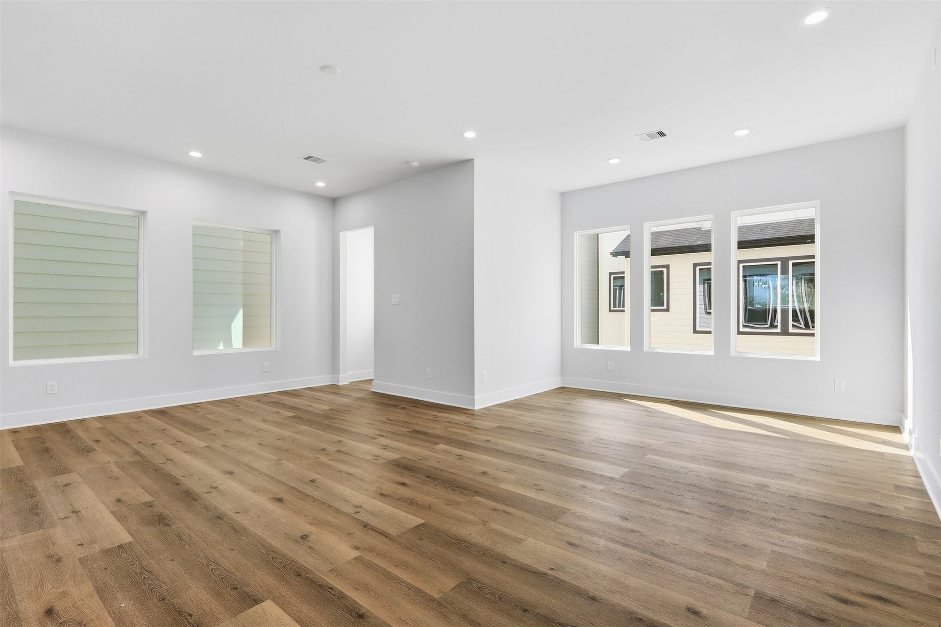 9405 Hammerly Boulevard, #E, Houston, TX 77080