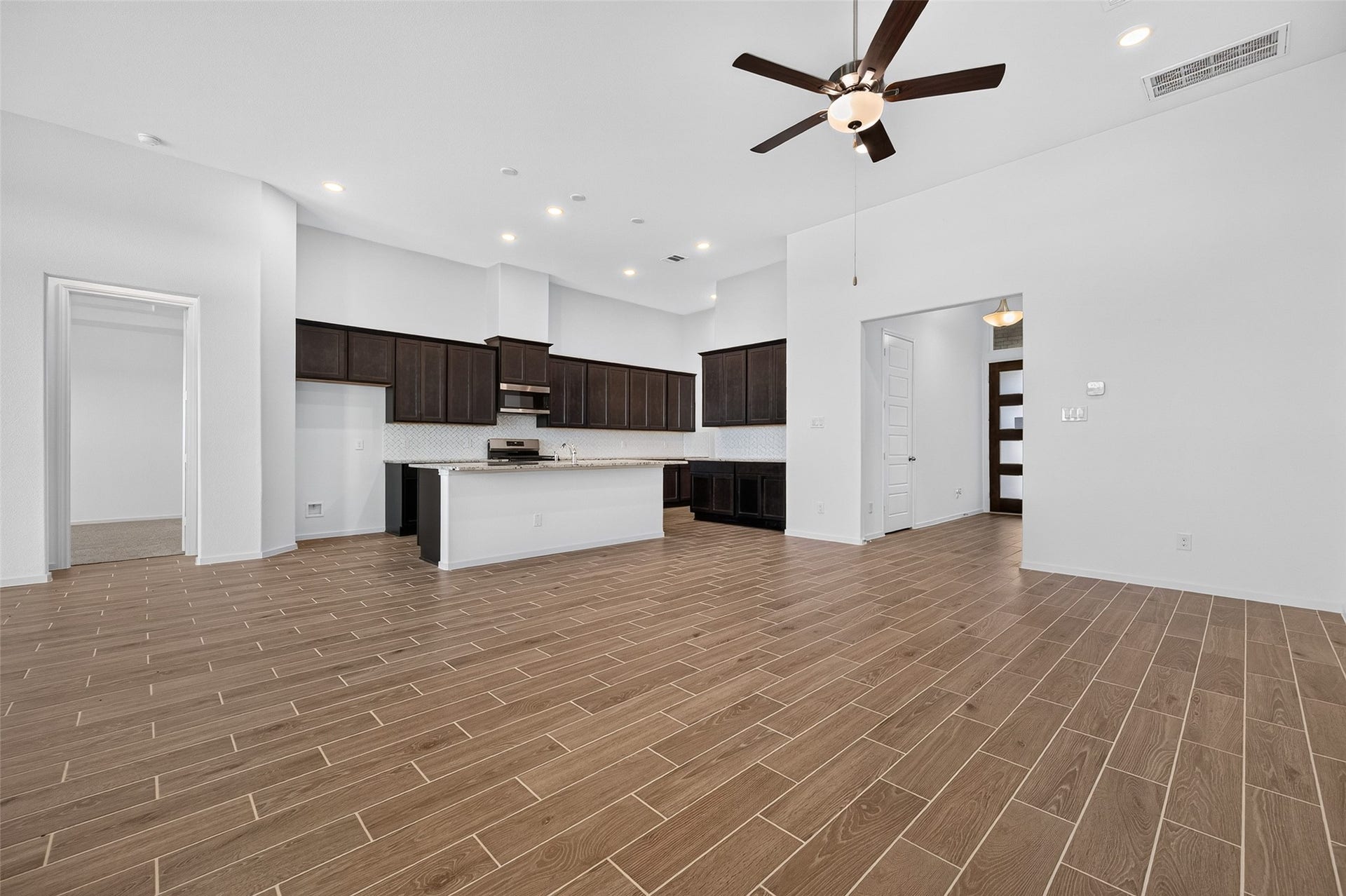 1052 Apple Ridge Road, Magnolia, TX 77355