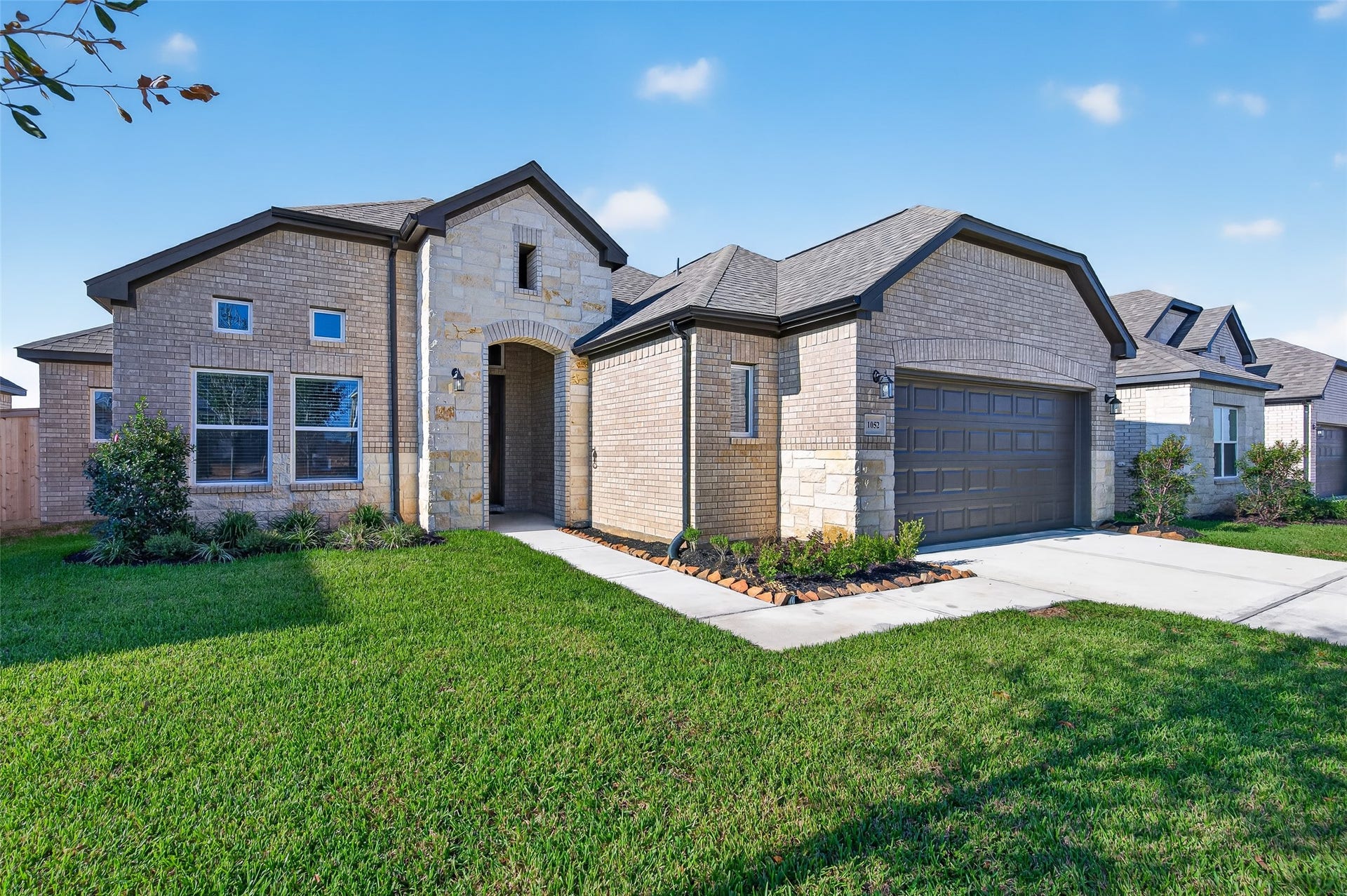 1052 Apple Ridge Road, Magnolia, TX 77355