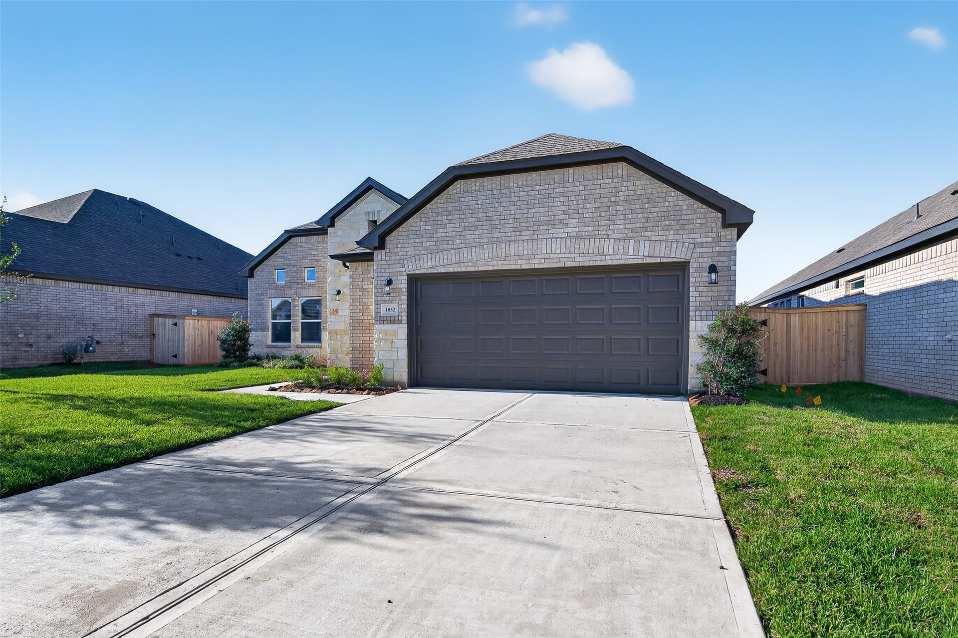 1052 Apple Ridge Road, Magnolia, TX 77355