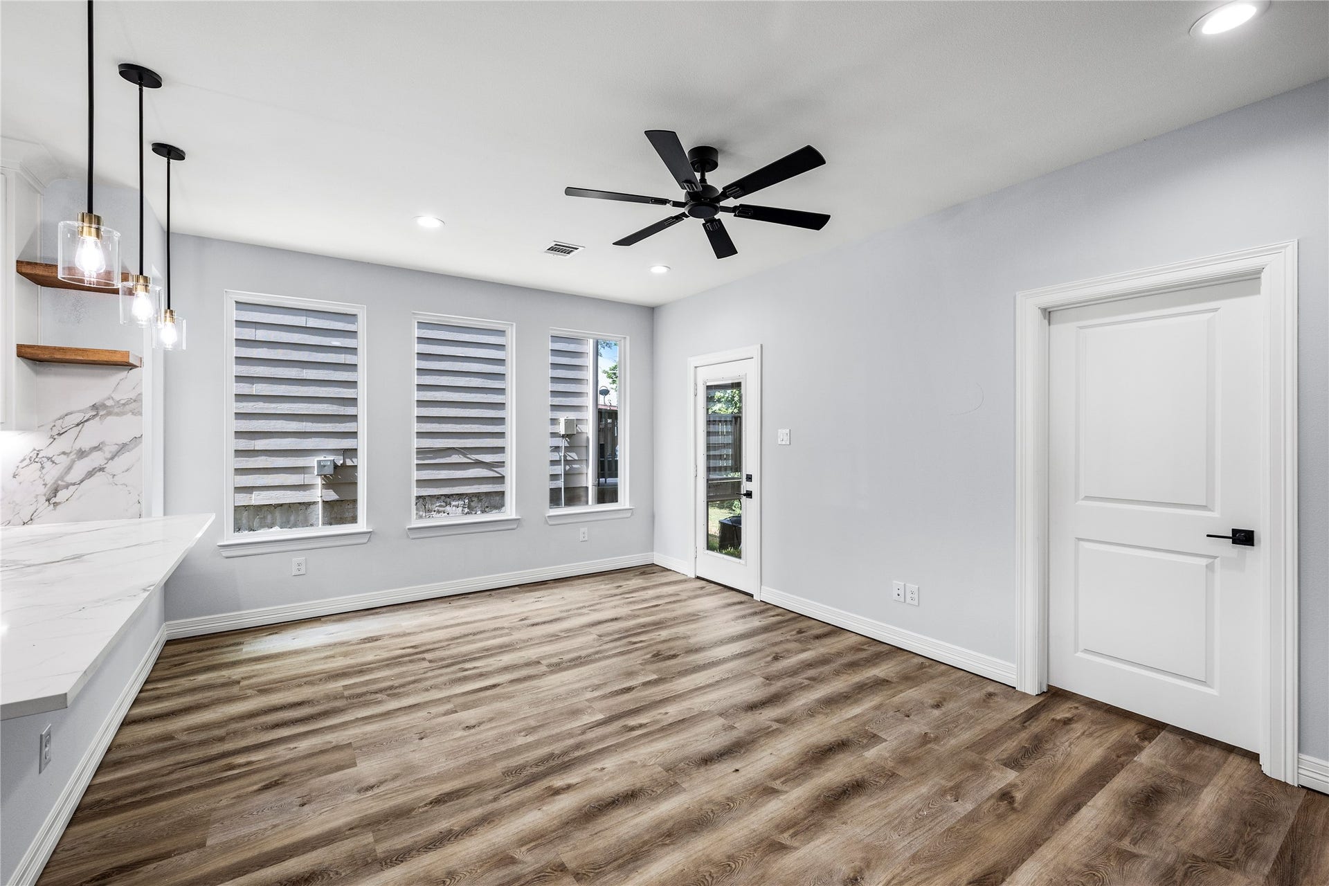 113 Capetown, Montgomery, TX 77356 113 Capetown, Montgomery, TX 77356
