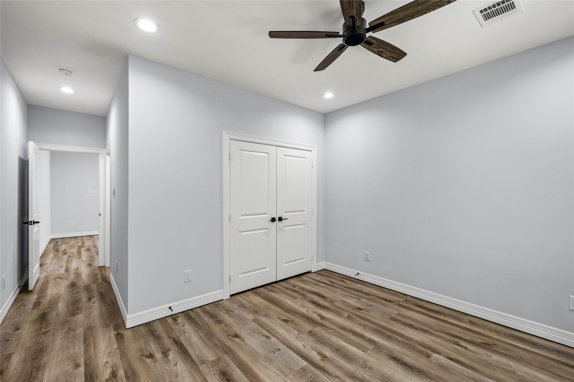 113 Capetown, Montgomery, TX 77356 113 Capetown, Montgomery, TX 77356
