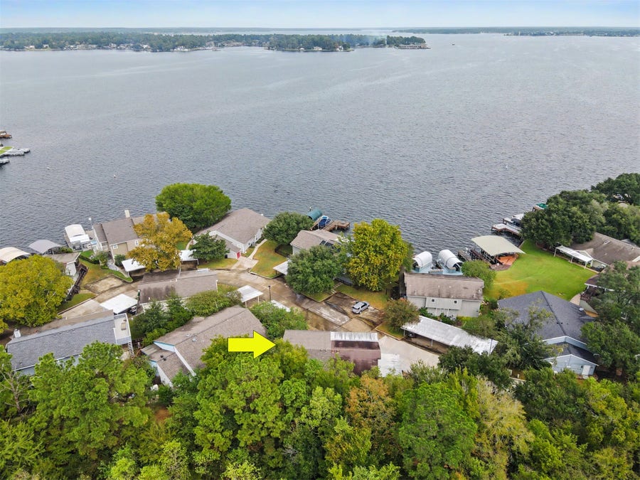 Property photo for 96 Lakeview Village, Conroe, TX