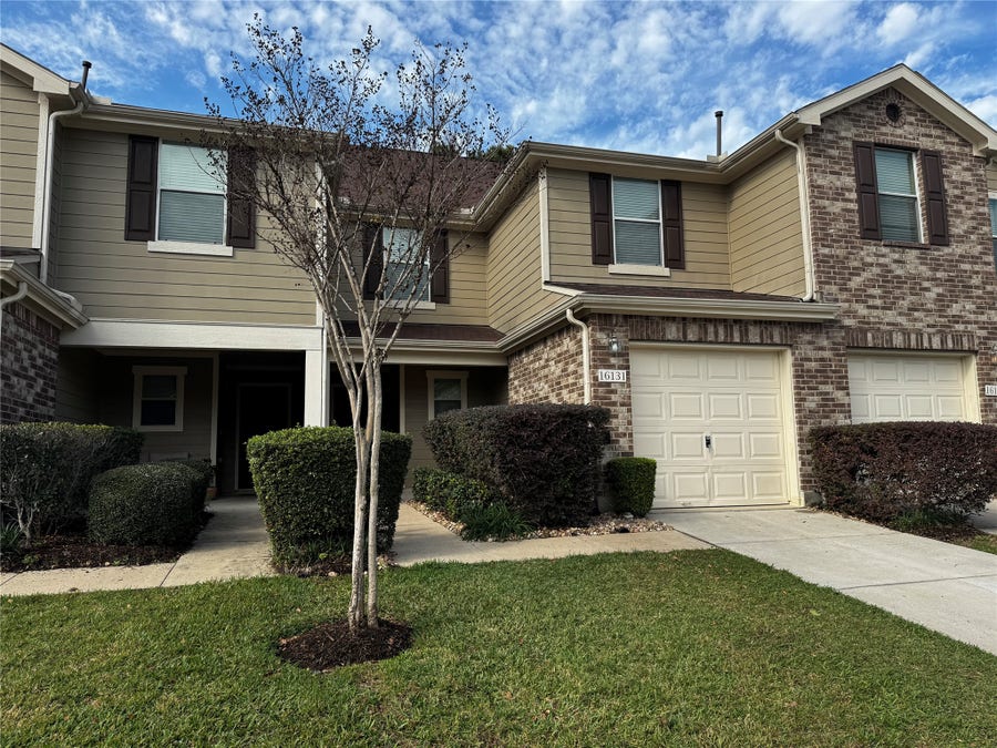 Property photo for 16131 Sweetwater Fields Lane, Tomball, TX