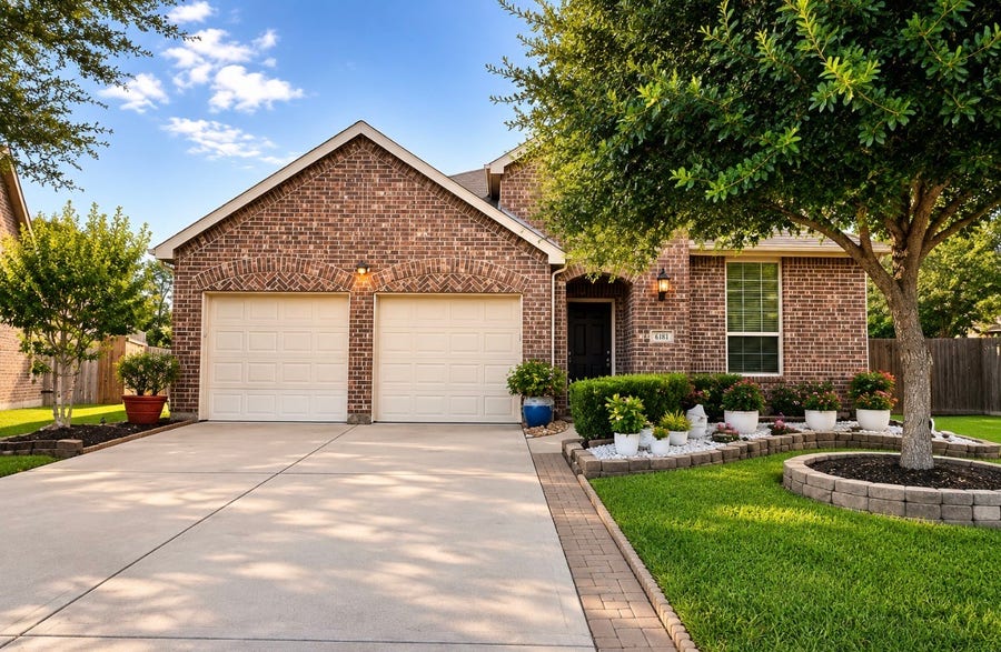 Property photo for 6181 Bridgewater Lane, League City, TX