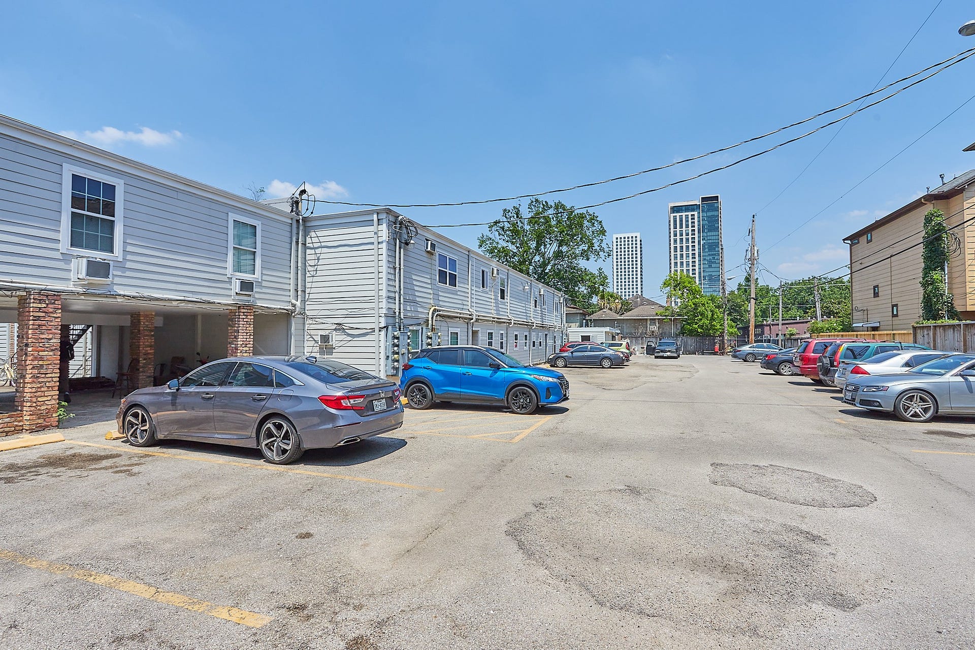 1419 Hawthorne, #27, Houston, TX 77006