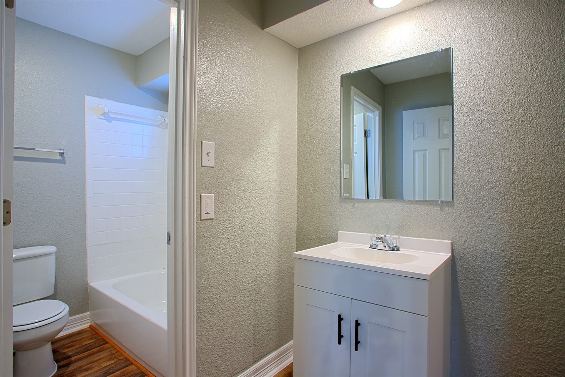 1419 Hawthorne, #27, Houston, TX 77006