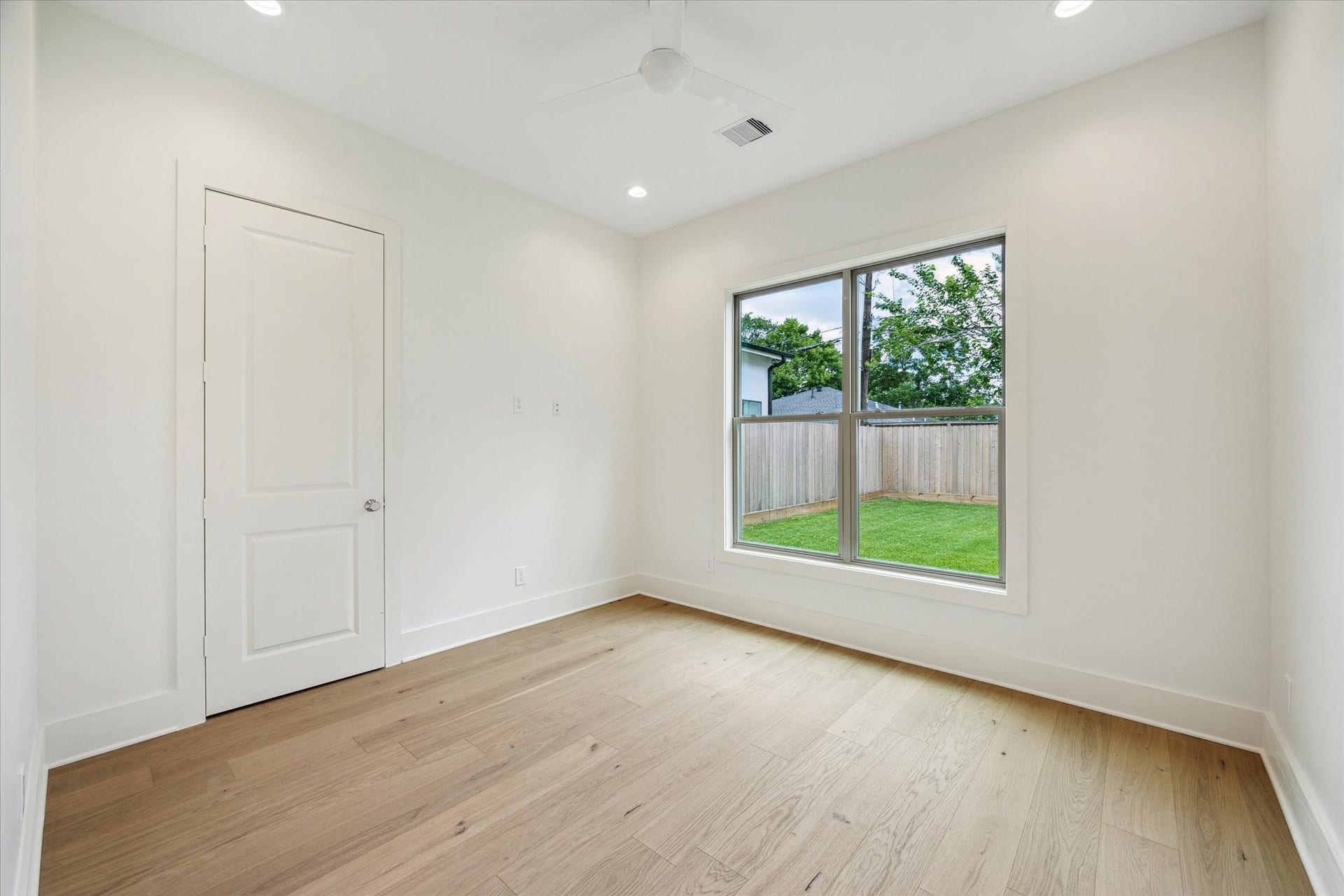 1714 Lamonte Lane, Houston, TX 77018 **Past Builder Project**