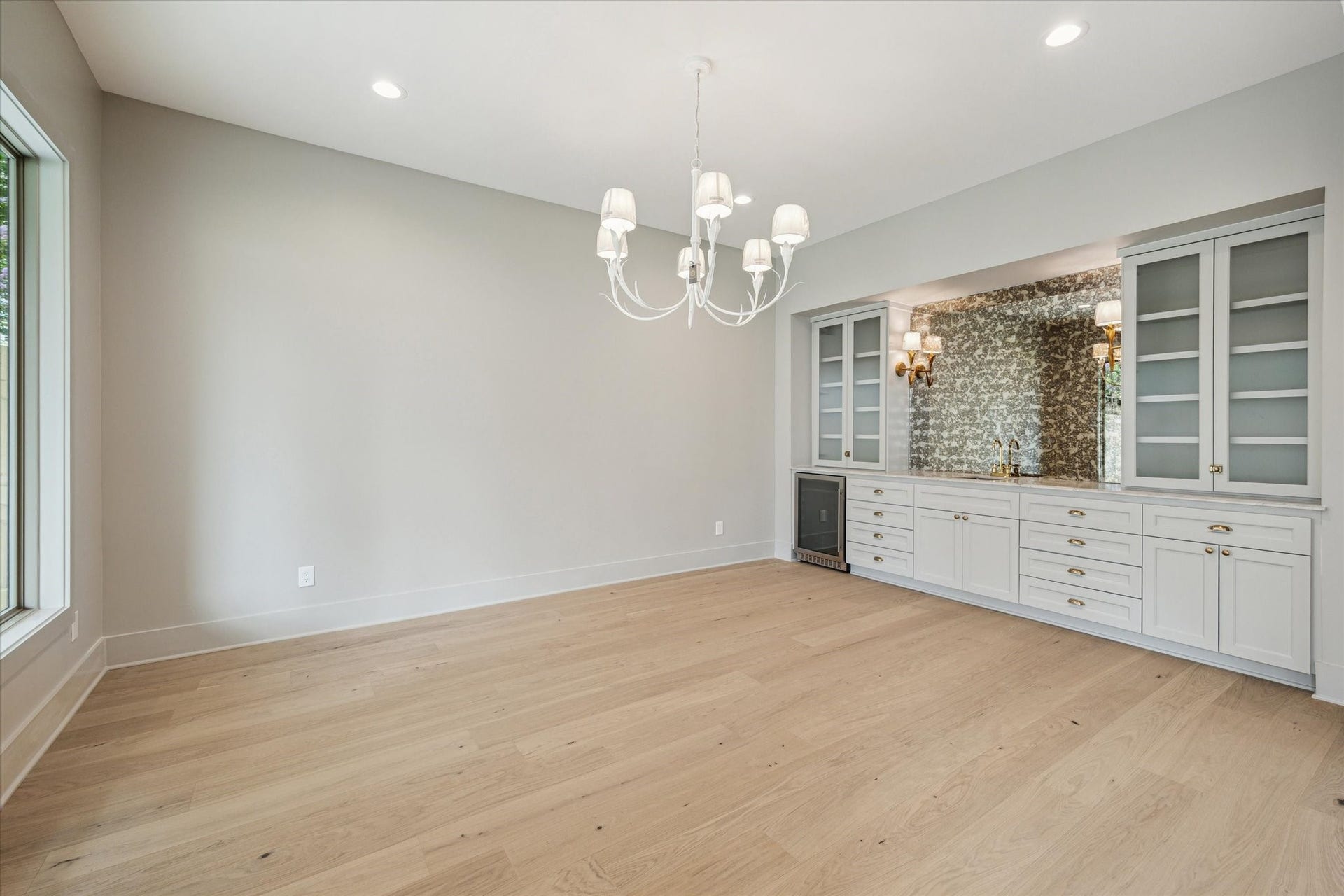 1714 Lamonte Lane, Houston, TX 77018 **Past Builder Project**